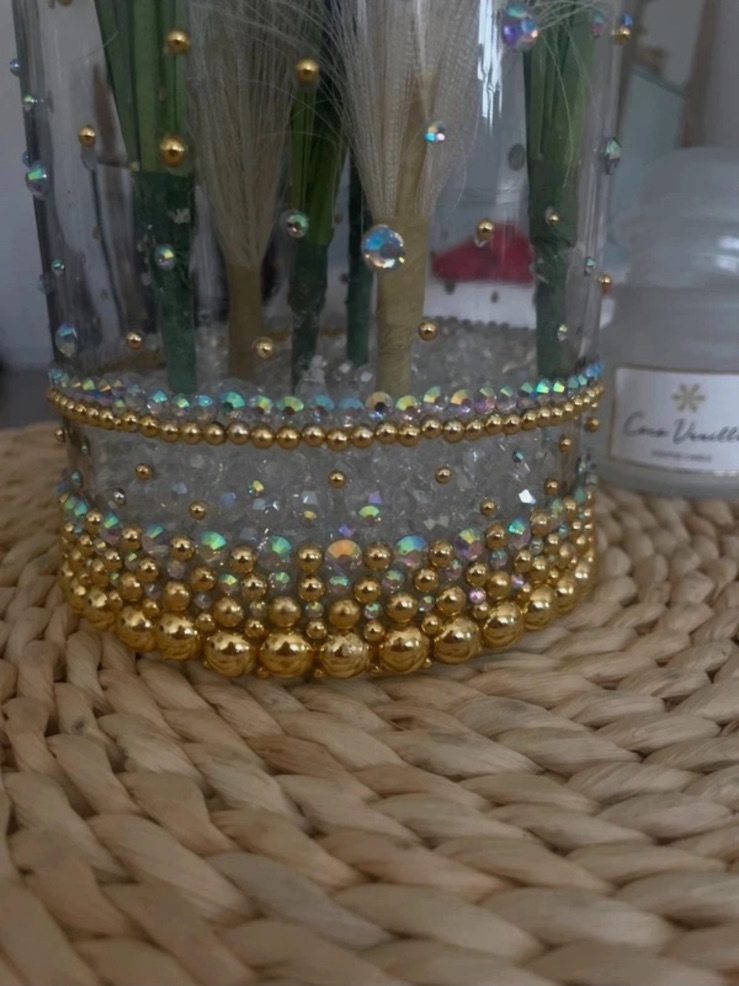 Vase en verre décoré de perles dorées et strass – Fait mains 3