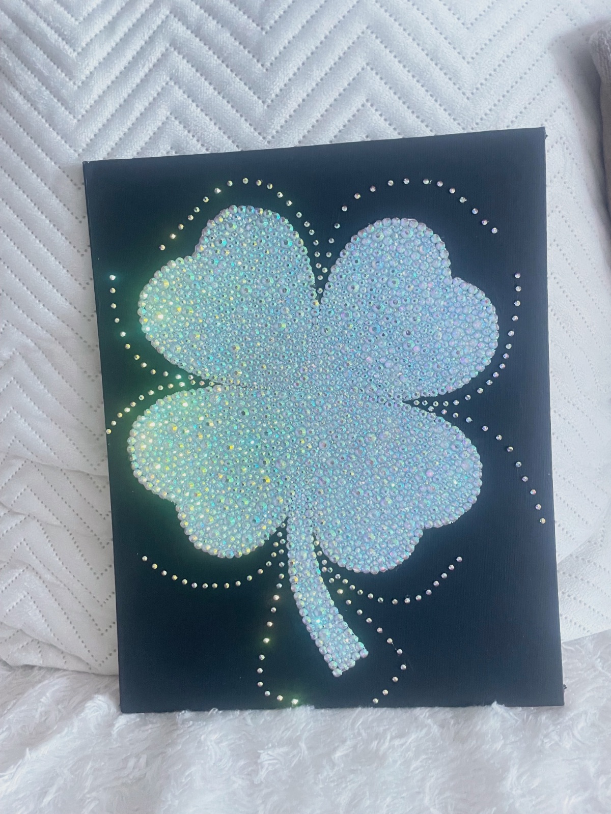 Toile faite mains en strass – fait main 3
