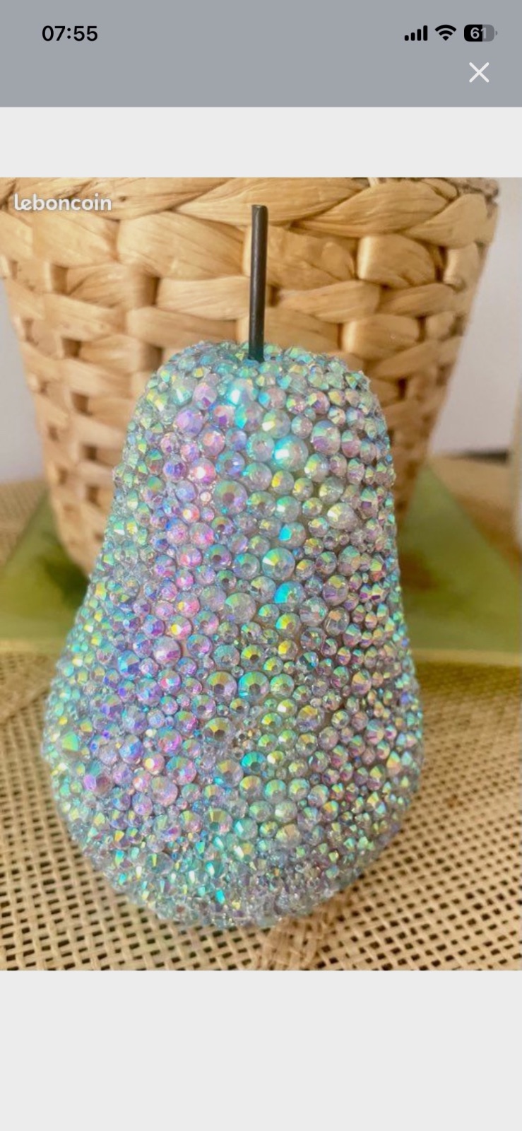 Poire décorative recouverte de strass irisés – Fait mains 9