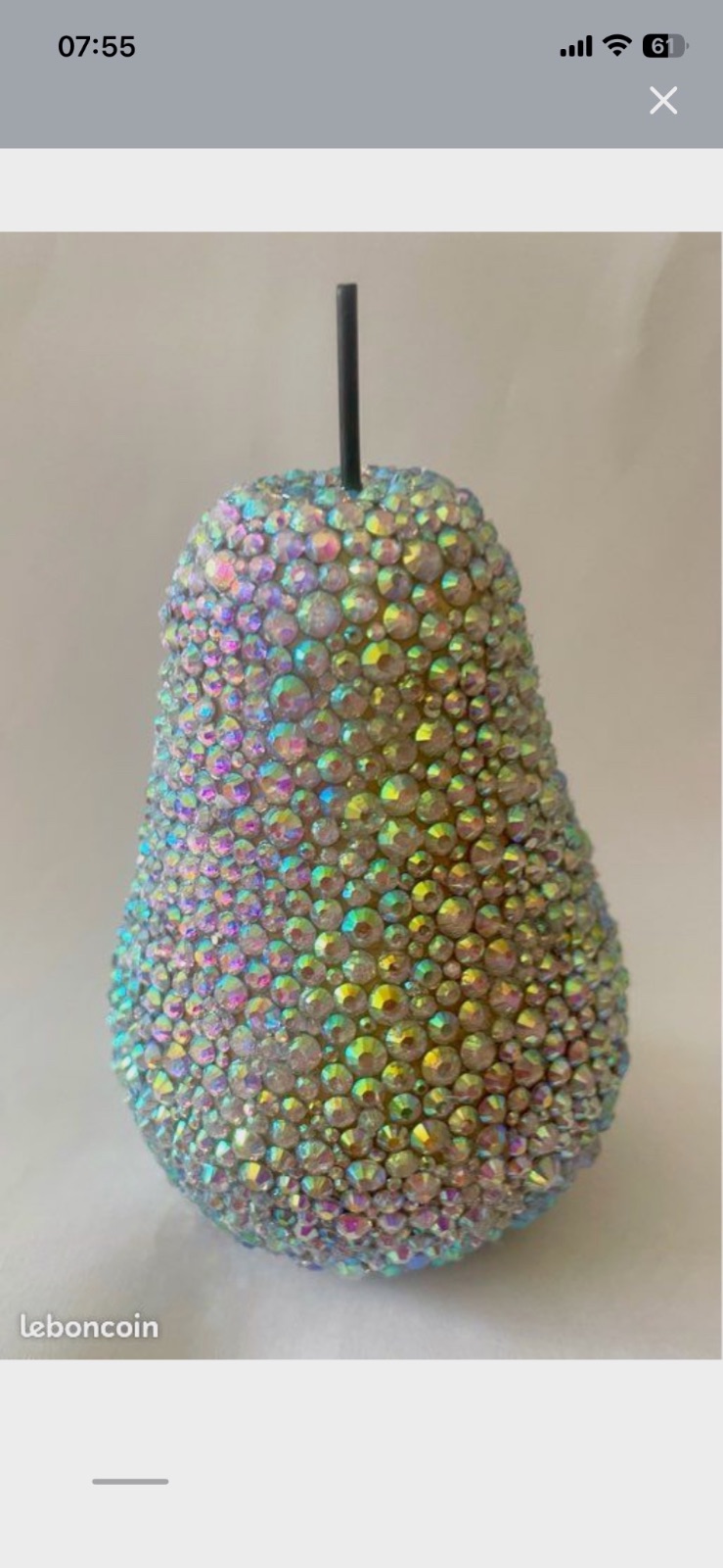 Poire décorative recouverte de strass irisés – Fait mains 4