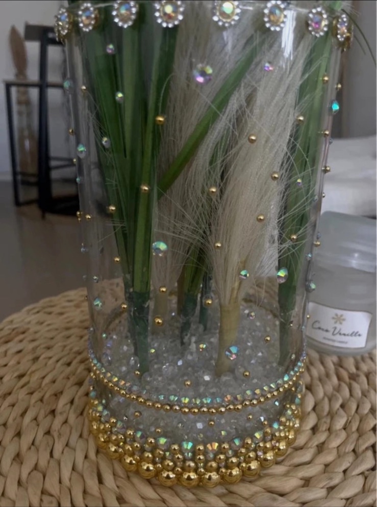 Vase en verre décoré de perles dorées et strass – Fait mains 2
