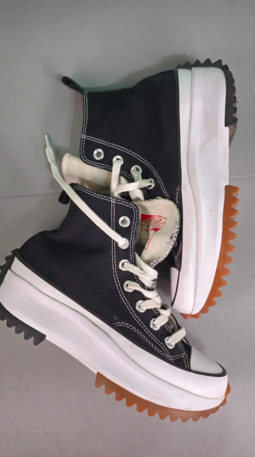 Converse Chuck Taylor All Star negras plataforma 2