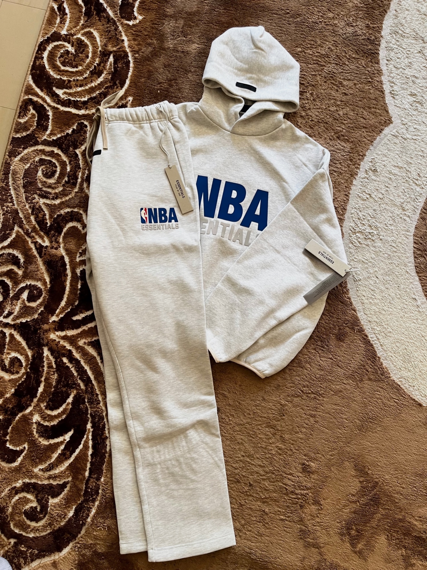 Ensemble essentials NBA💙🤍