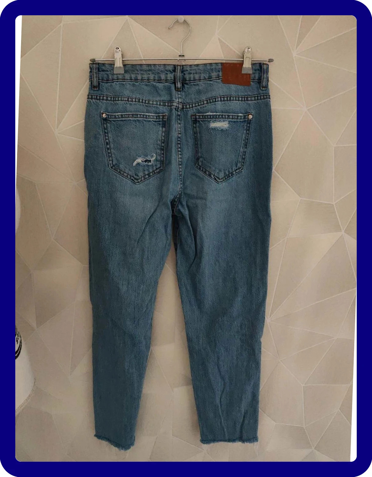 Pantalon troué – Jennifer – taille M / 38 / 10 4