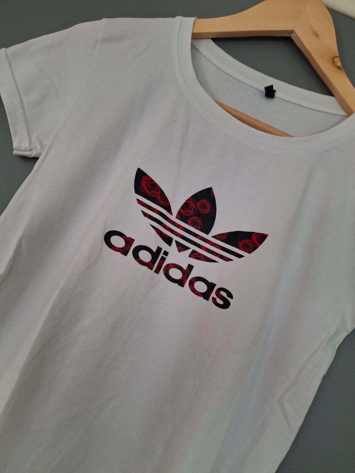 T shirt blanc Adidas – BLANC – taille XL / 42 / 14 3