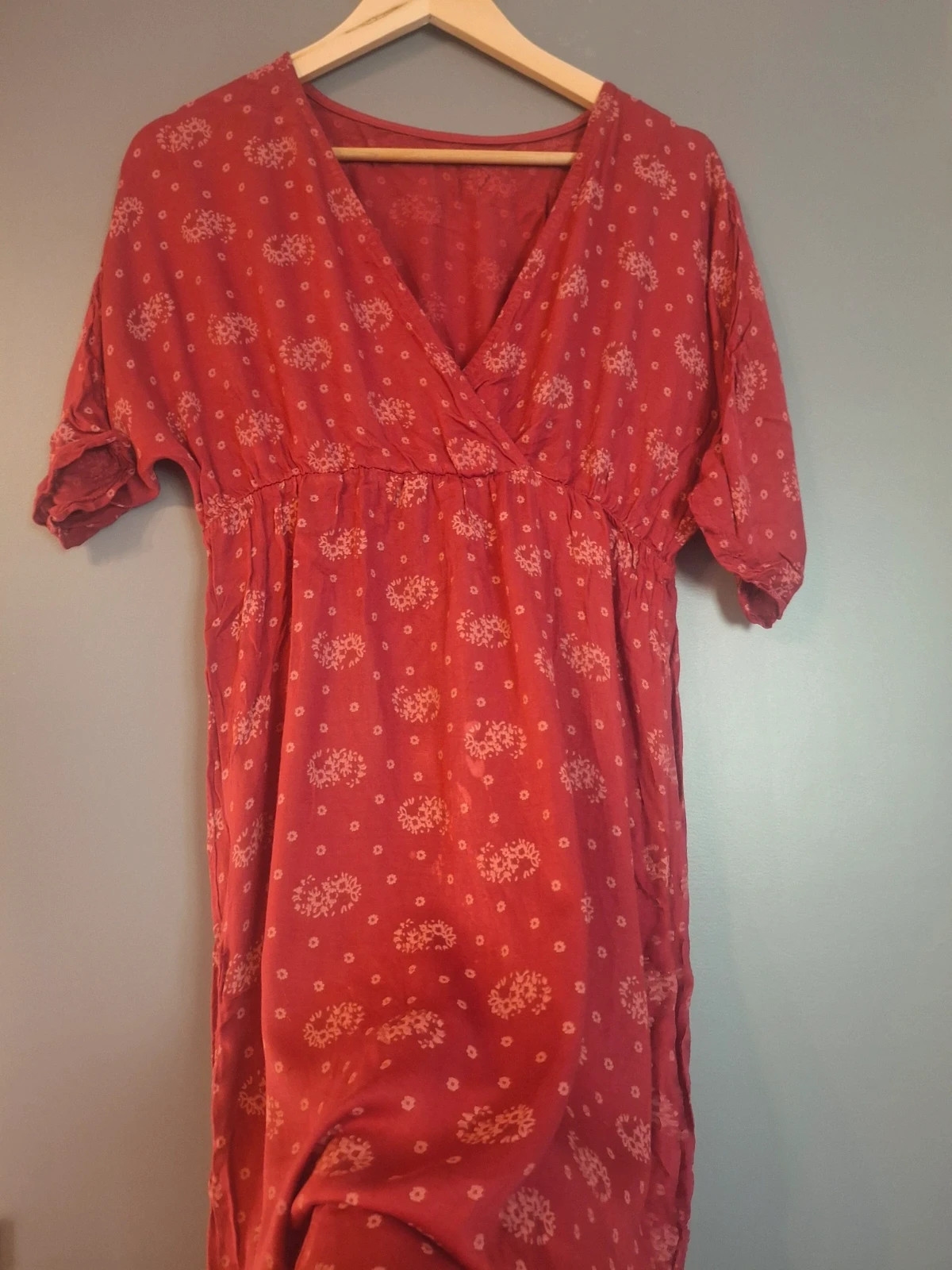Robe rouge fluide cache cœur mi longue – boutique indépendante – taille Taille unique 2