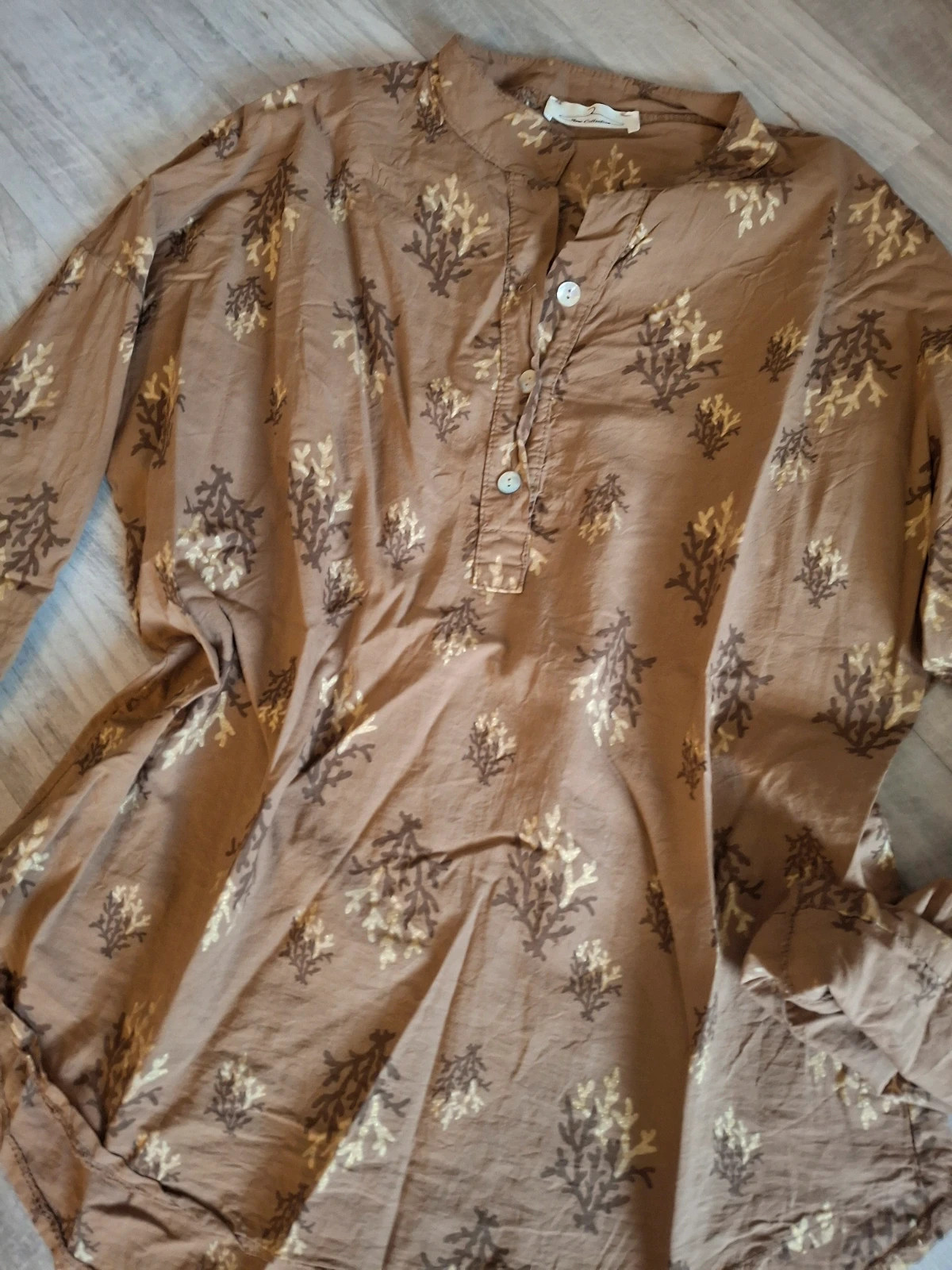 Chemisier léger manches retroussable – Beige – taille Taille unique 2