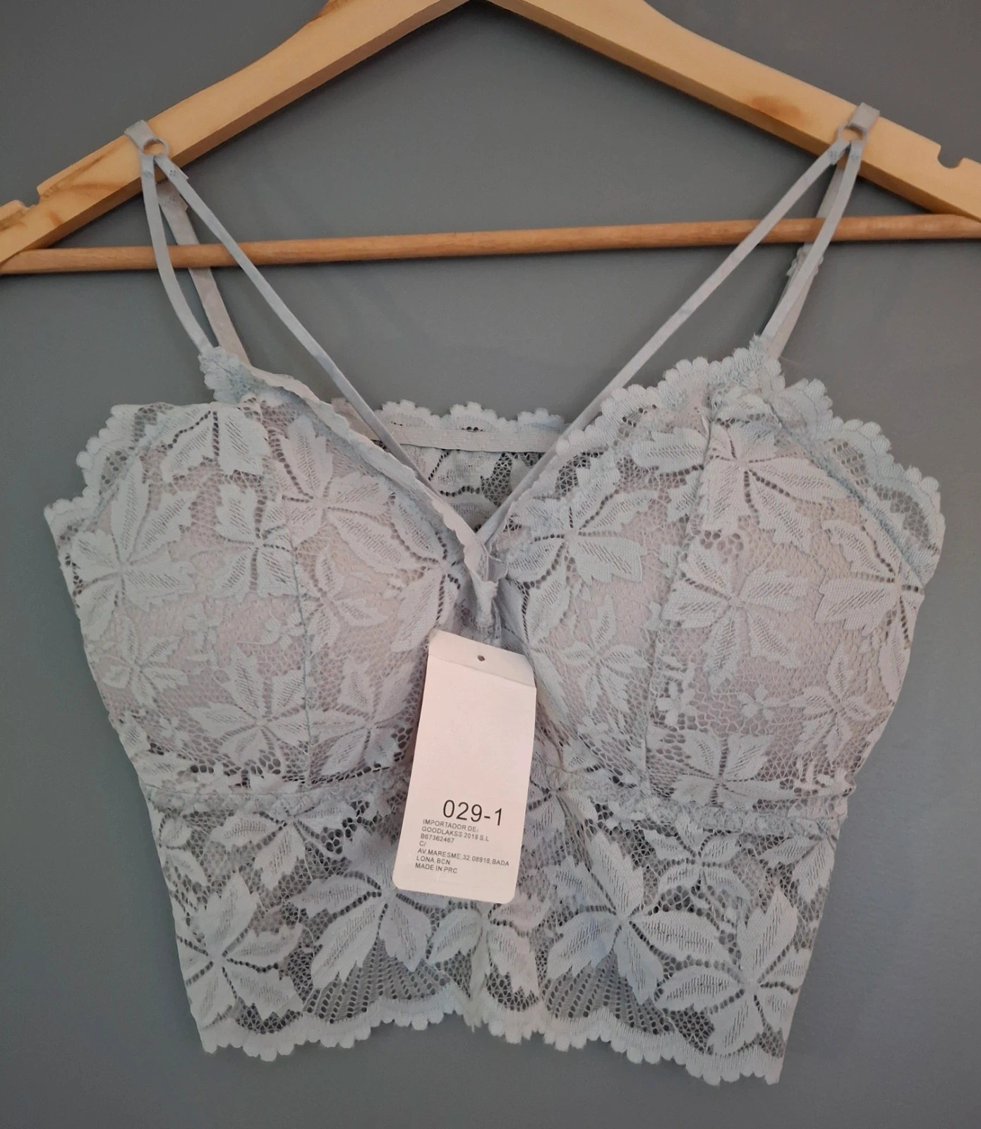 Bralette dentelle bretelles fines croisé élastique