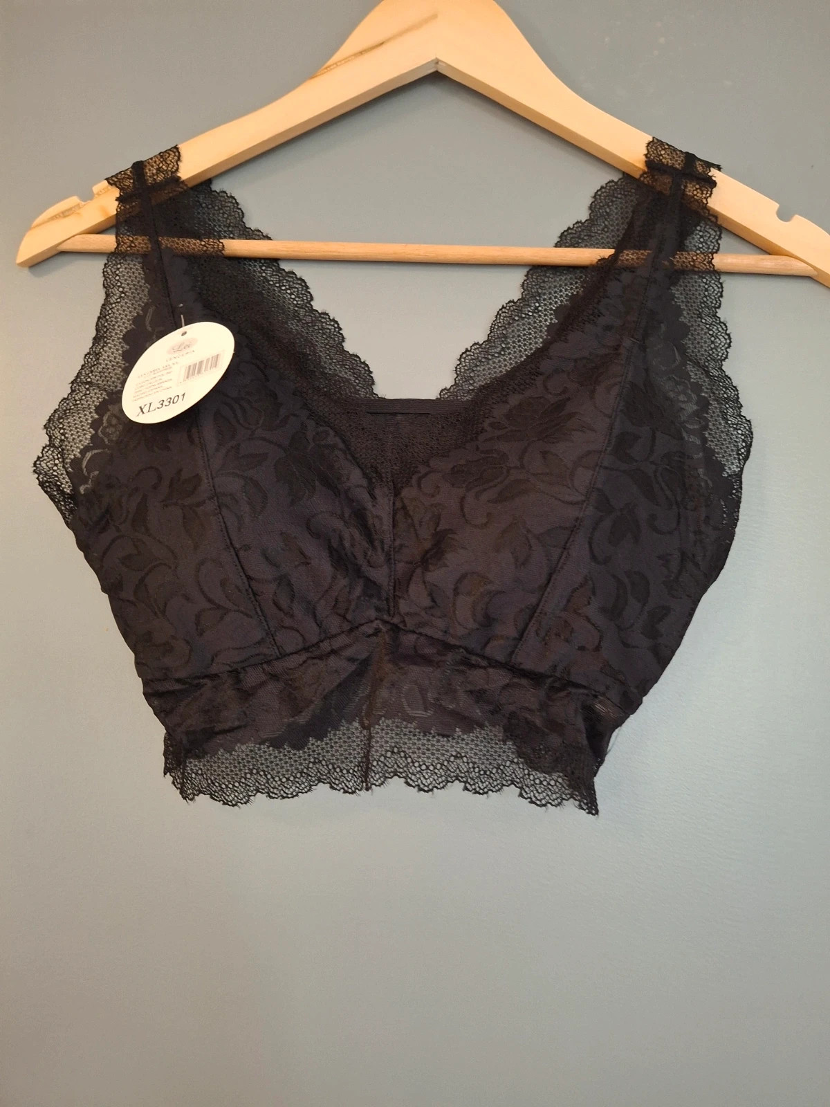 Brassière dentelle bretelles large push up intégré