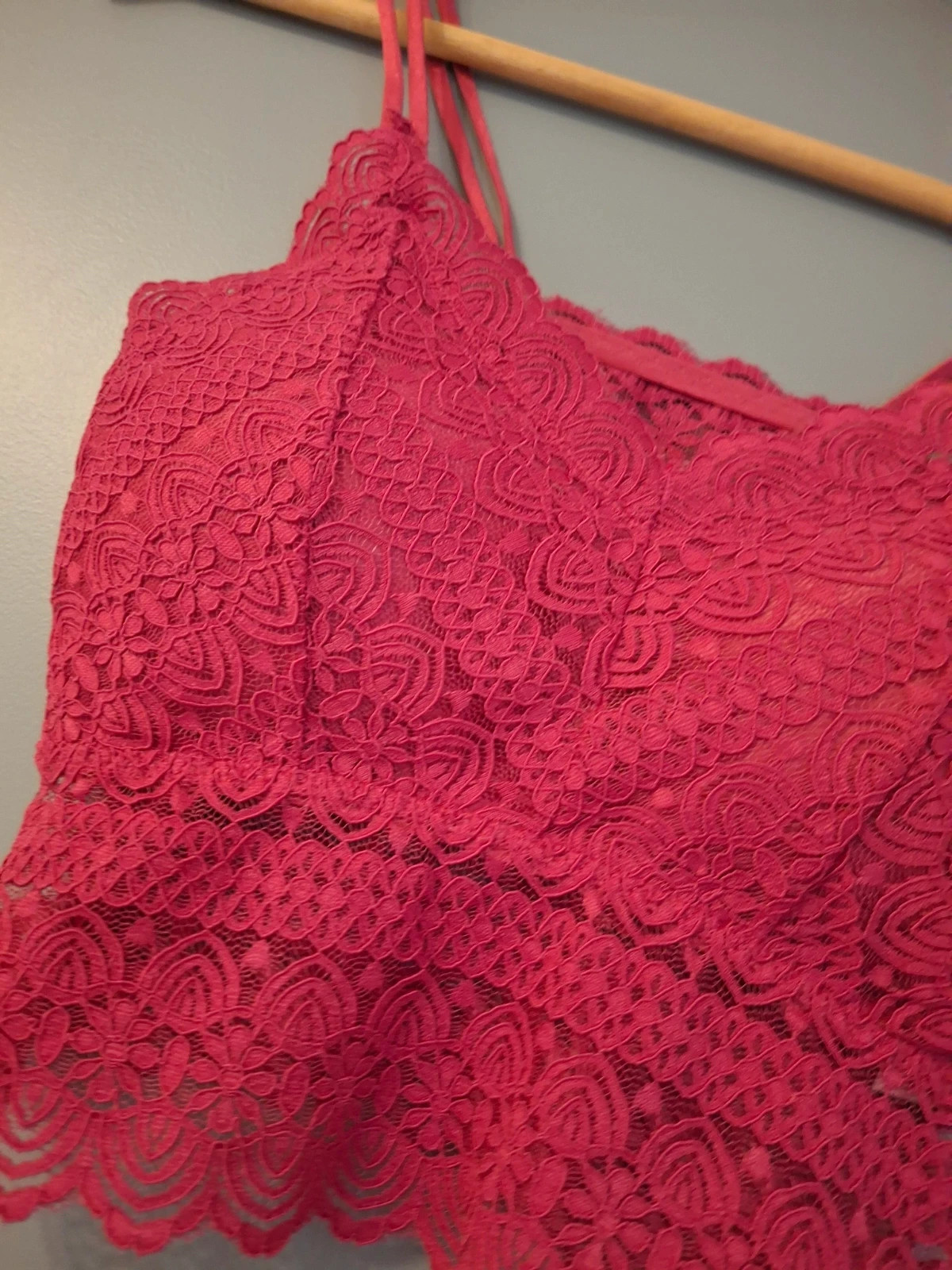 Bralette en dentelle fine fleurie tendance – Hana – taille M / 38 / 10 3