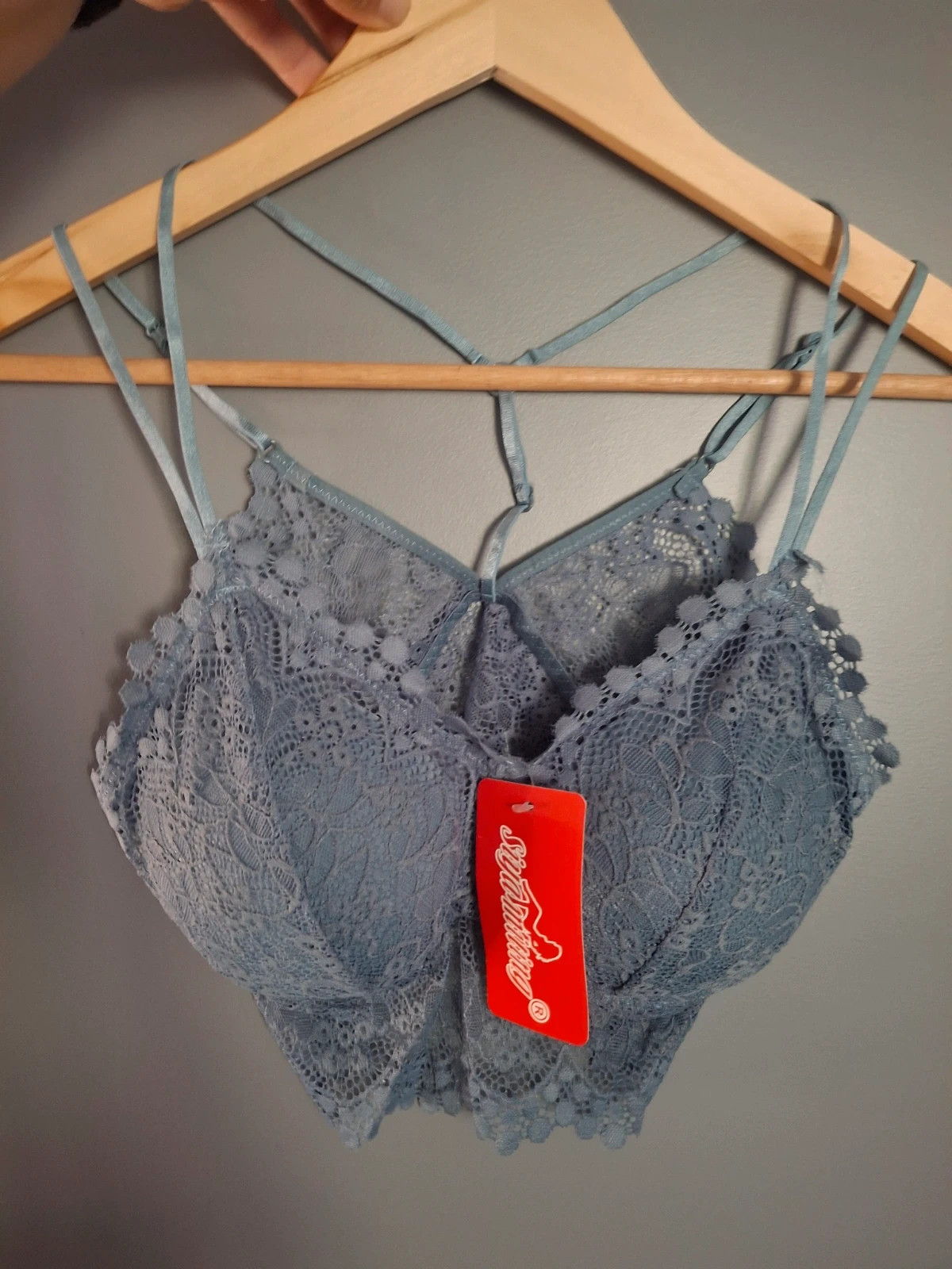 Bralette crop top dentelle bretelles réglable