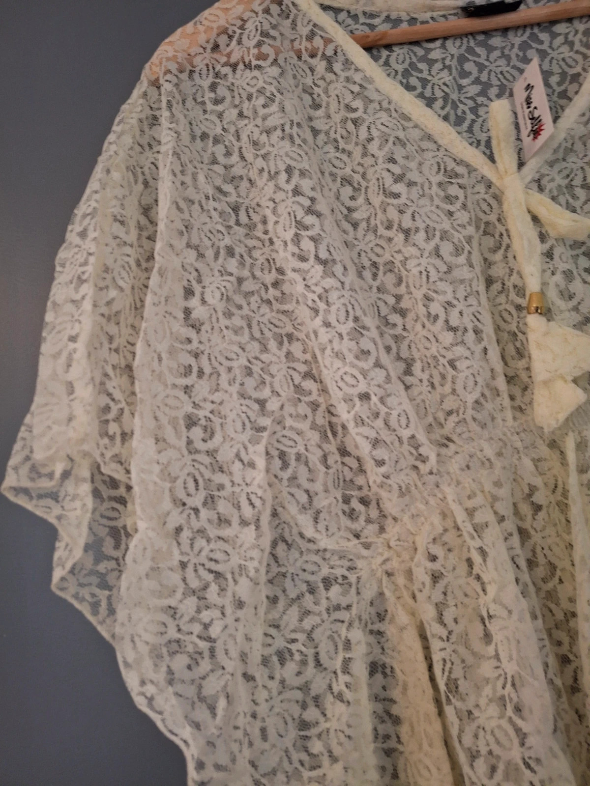 Tunique en dentelle fine élastique a la taille – Unique – taille Taille unique 2