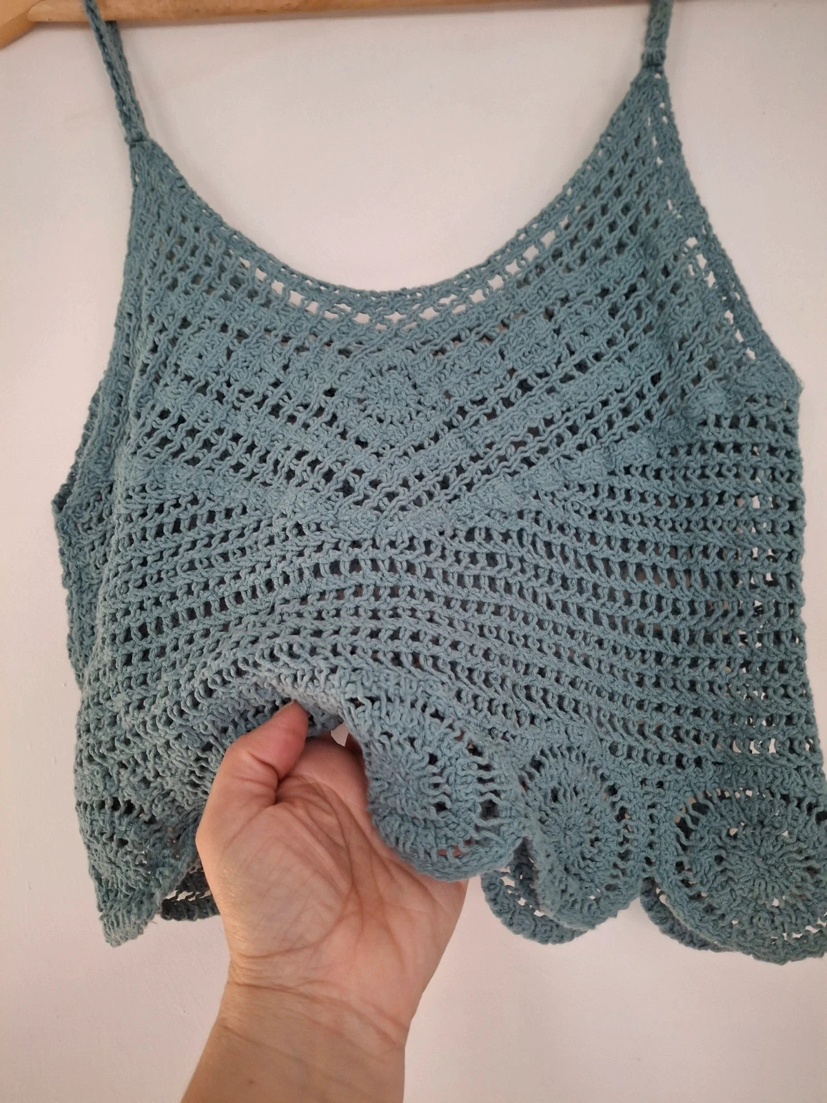 Crop top dentelle en crochet