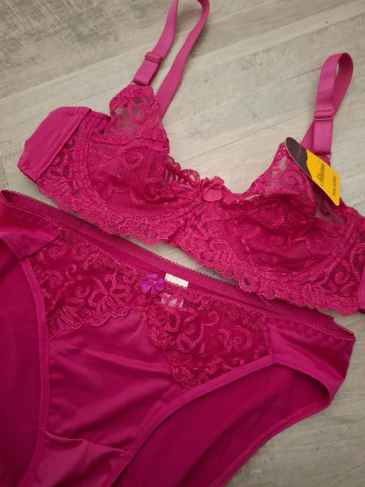Ensemble 2pces dentelle – Rose – taille XL / 42 / 14 2