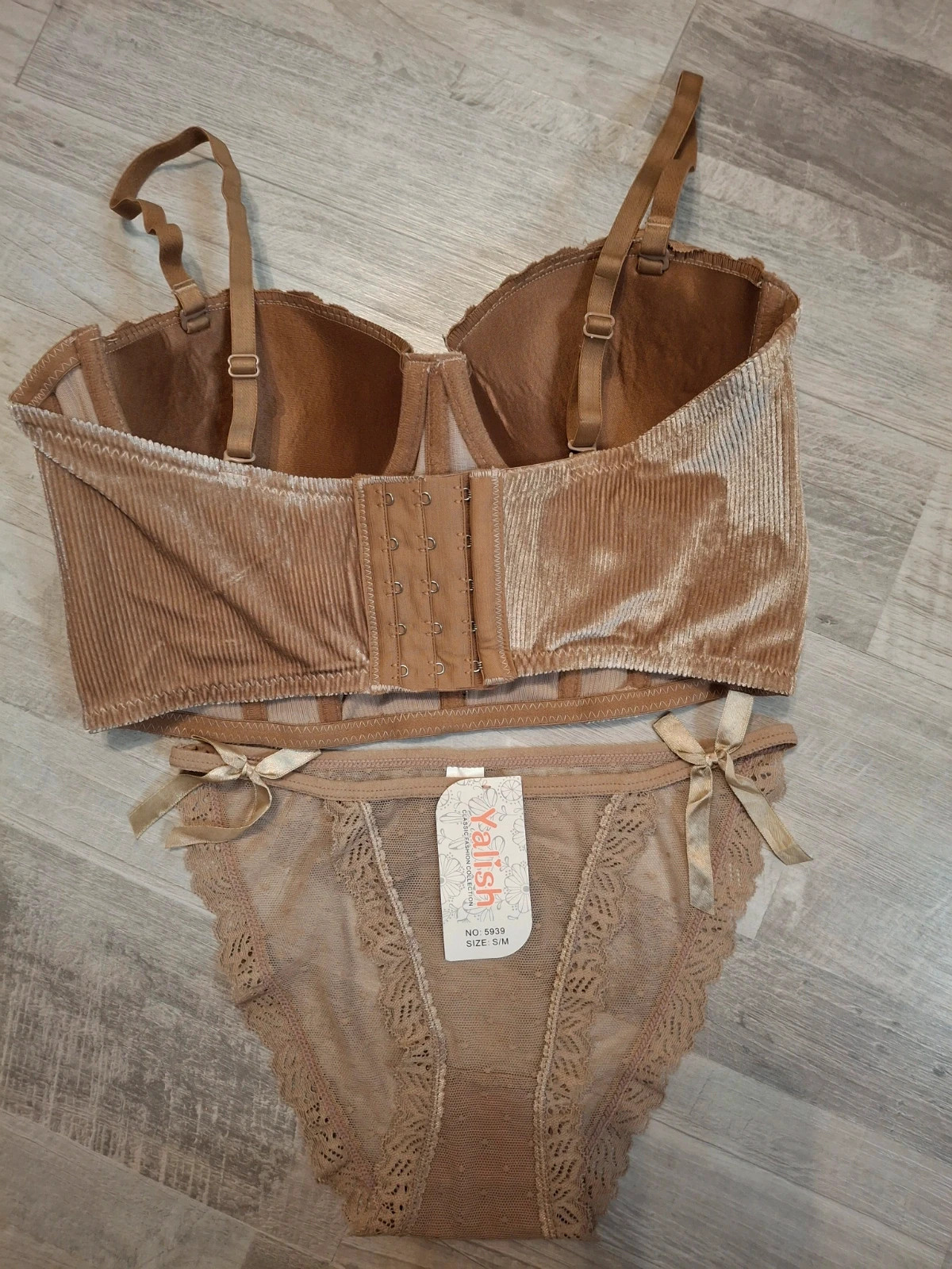 Ensemble lingerie bustier et tanga – Set – taille M / 38 / 10 3
