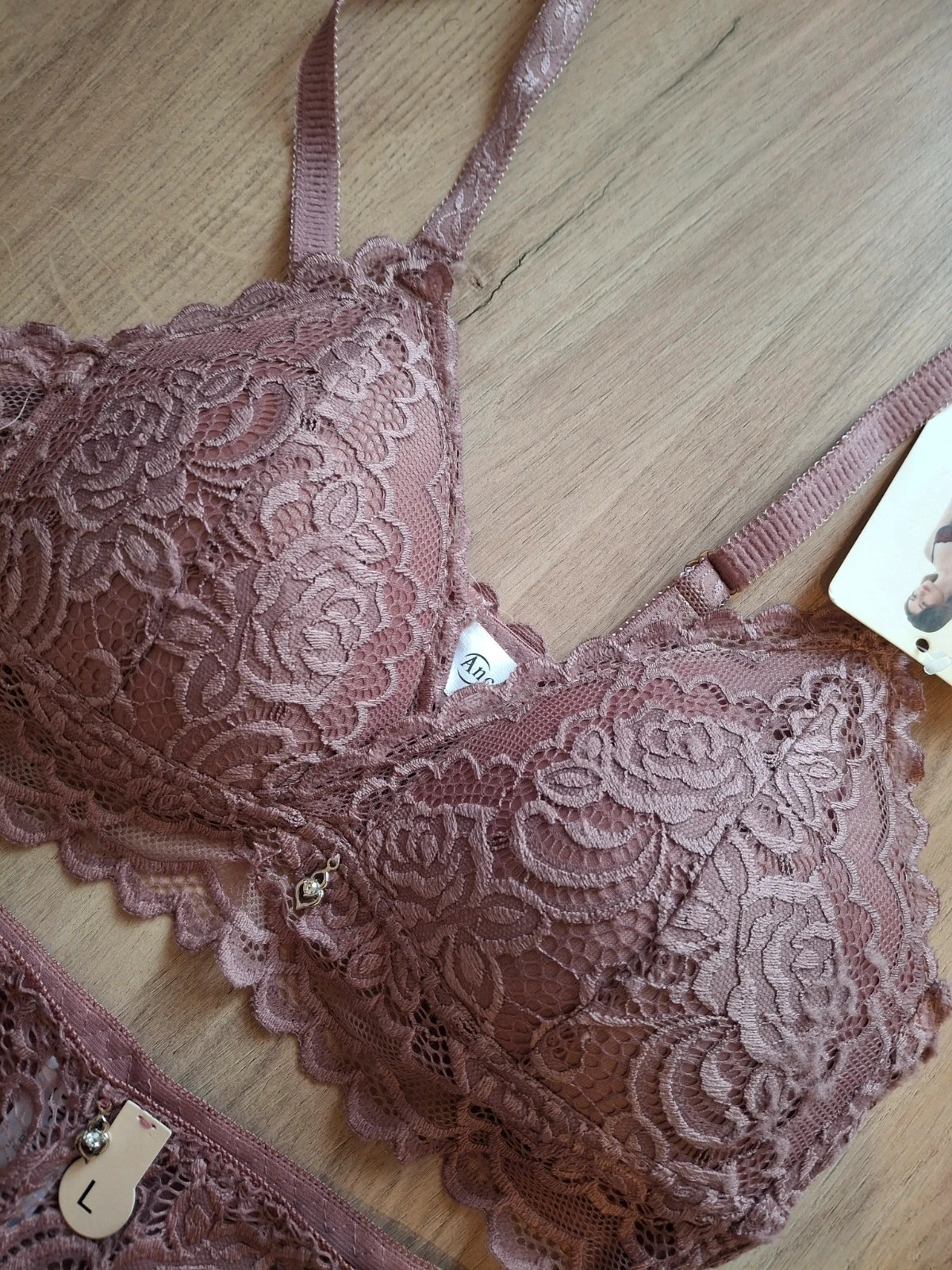 Ensemble lingerie en dentelle – Ancona – taille S / 36 / 8 4