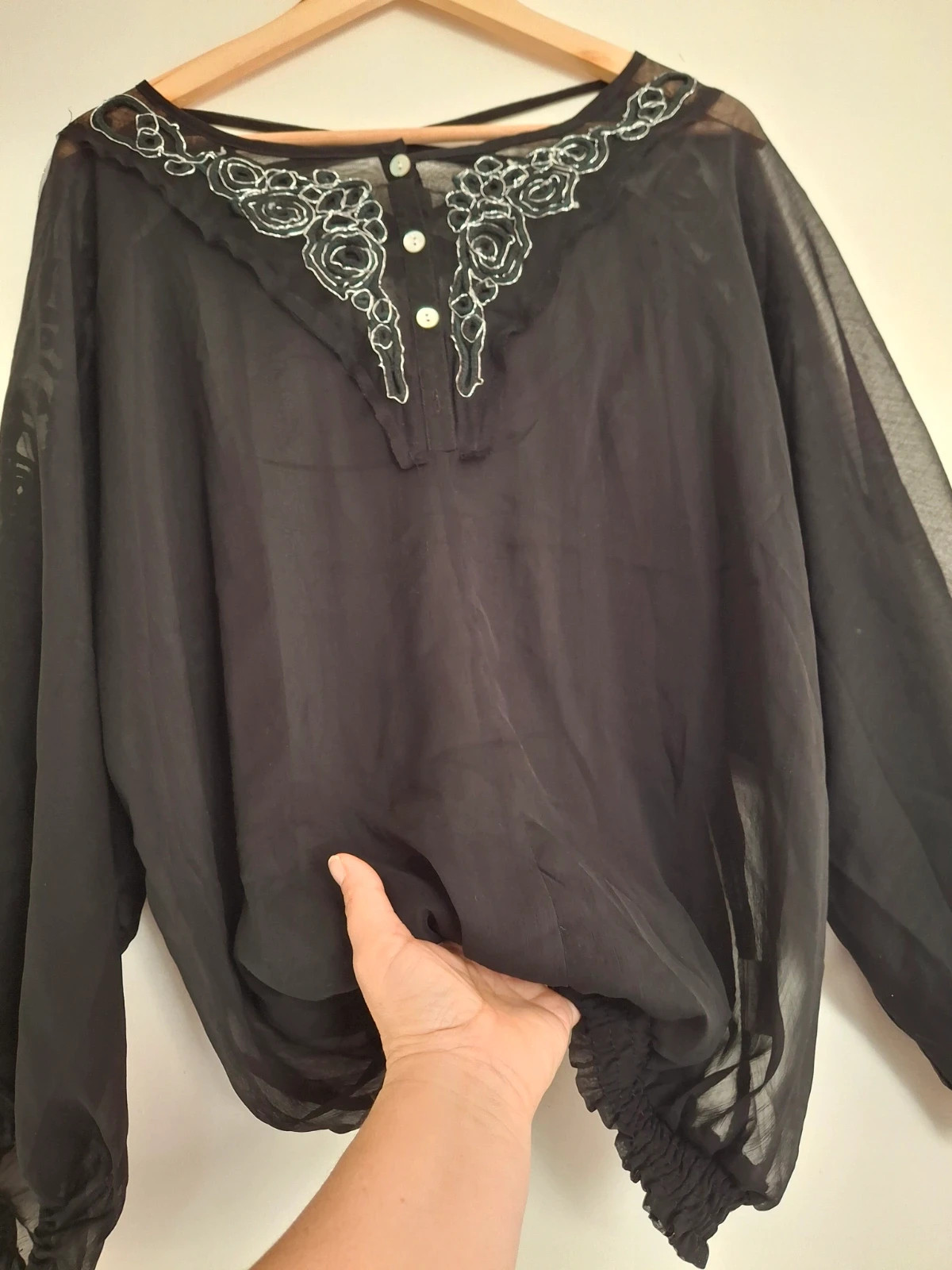 Chemisier noir voile et dentelle – Noir – taille Taille unique 4