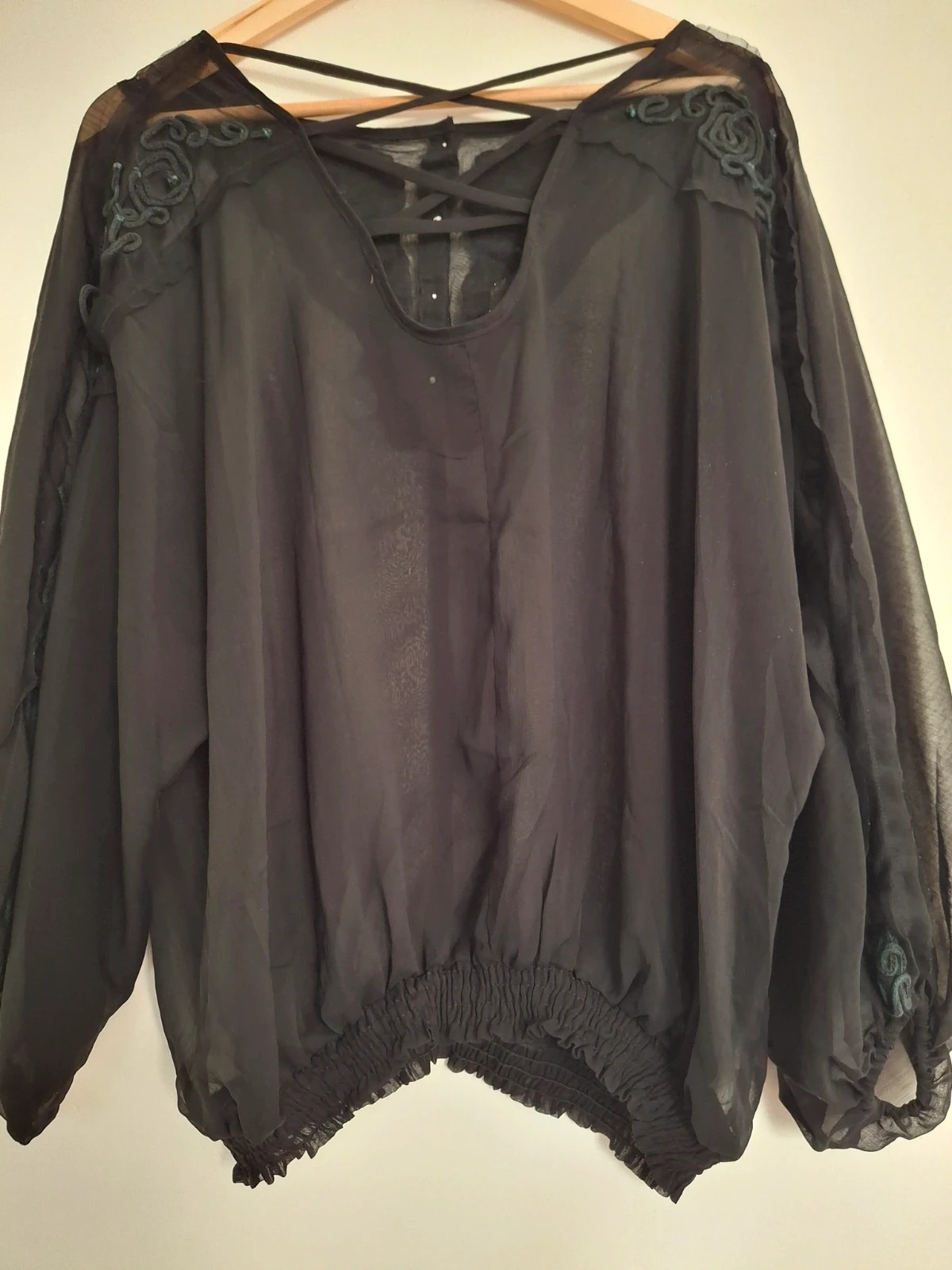 Chemisier noir voile et dentelle – Noir – taille Taille unique 5