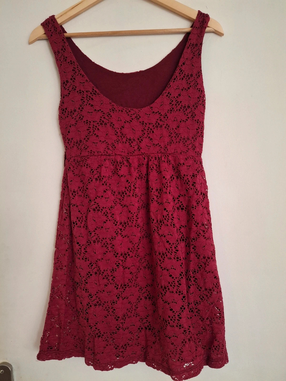 Robe sans manche dentelle