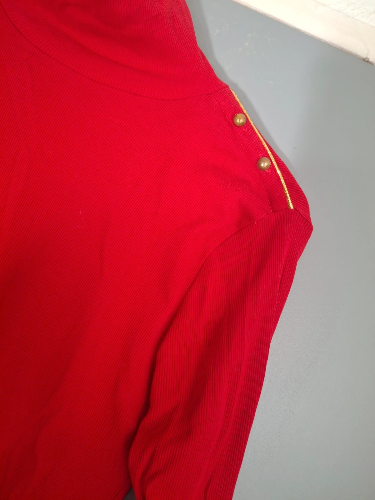 Pull en coton effet côtelé col montant Rouge – CL Essentials – taille L / 40 / 12 3