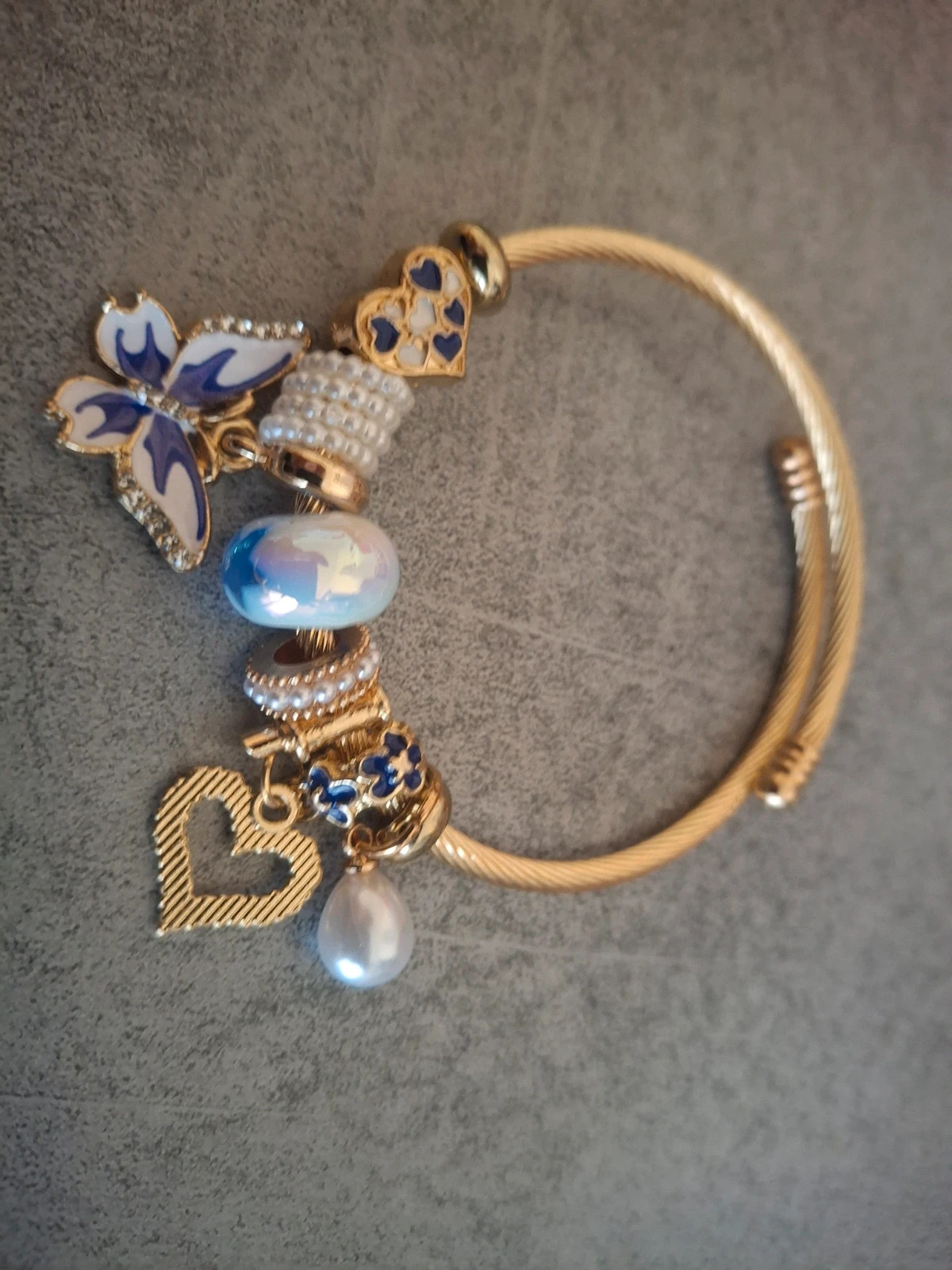 Bracelet jonc acier inoxydable et charms Butterfly – Accessories 2