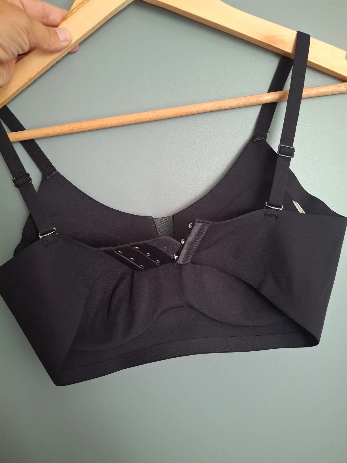 Set lingerie de 3 brassiere invisible sans couture Noire – Ancona – taille 90B 4