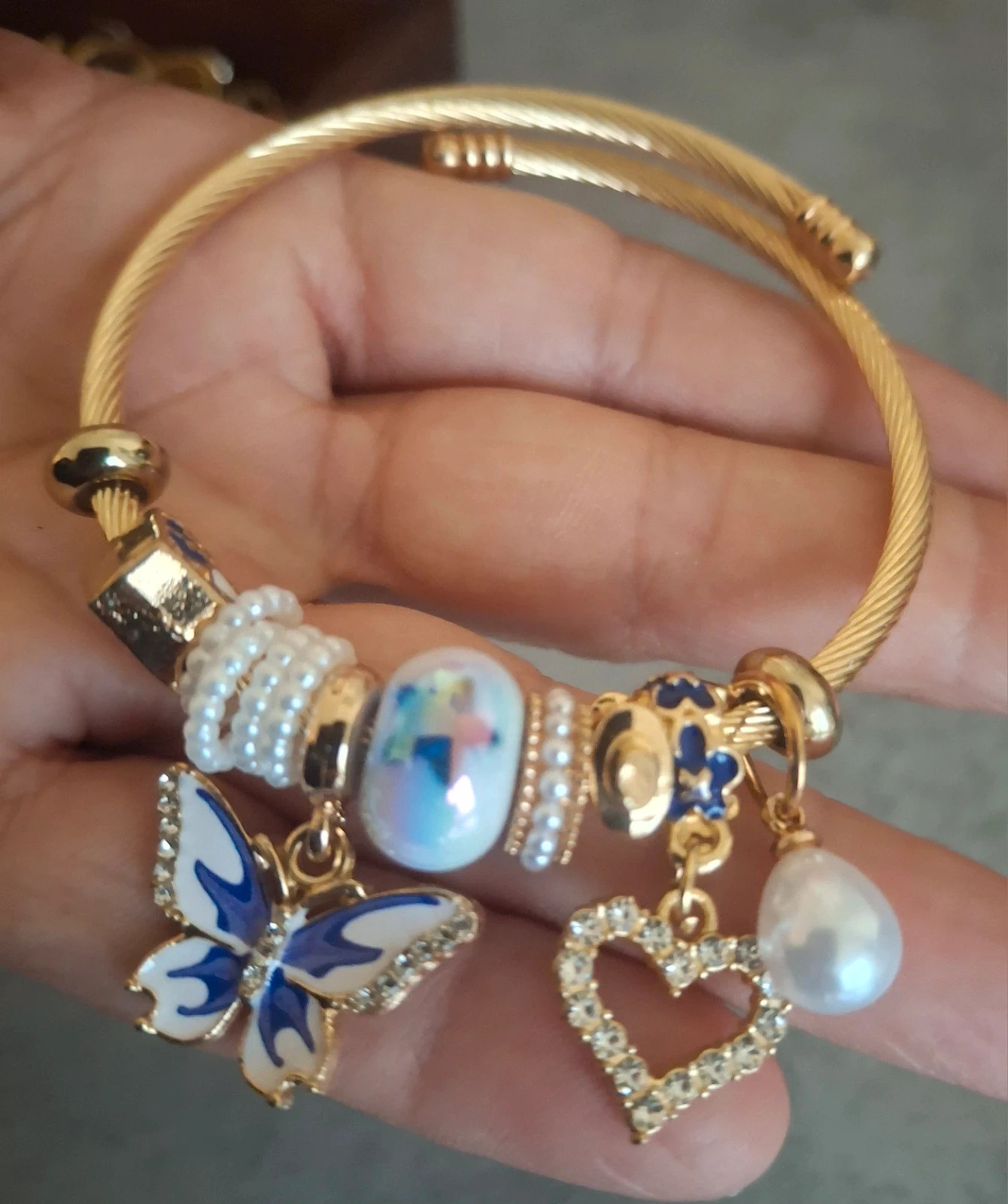 Bracelet jonc acier inoxydable et charms Butterfly – Accessories 3
