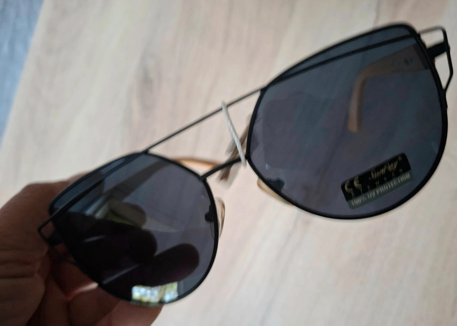 Lunettes de soleil tendance avec monture en bois – Sun Ray 3