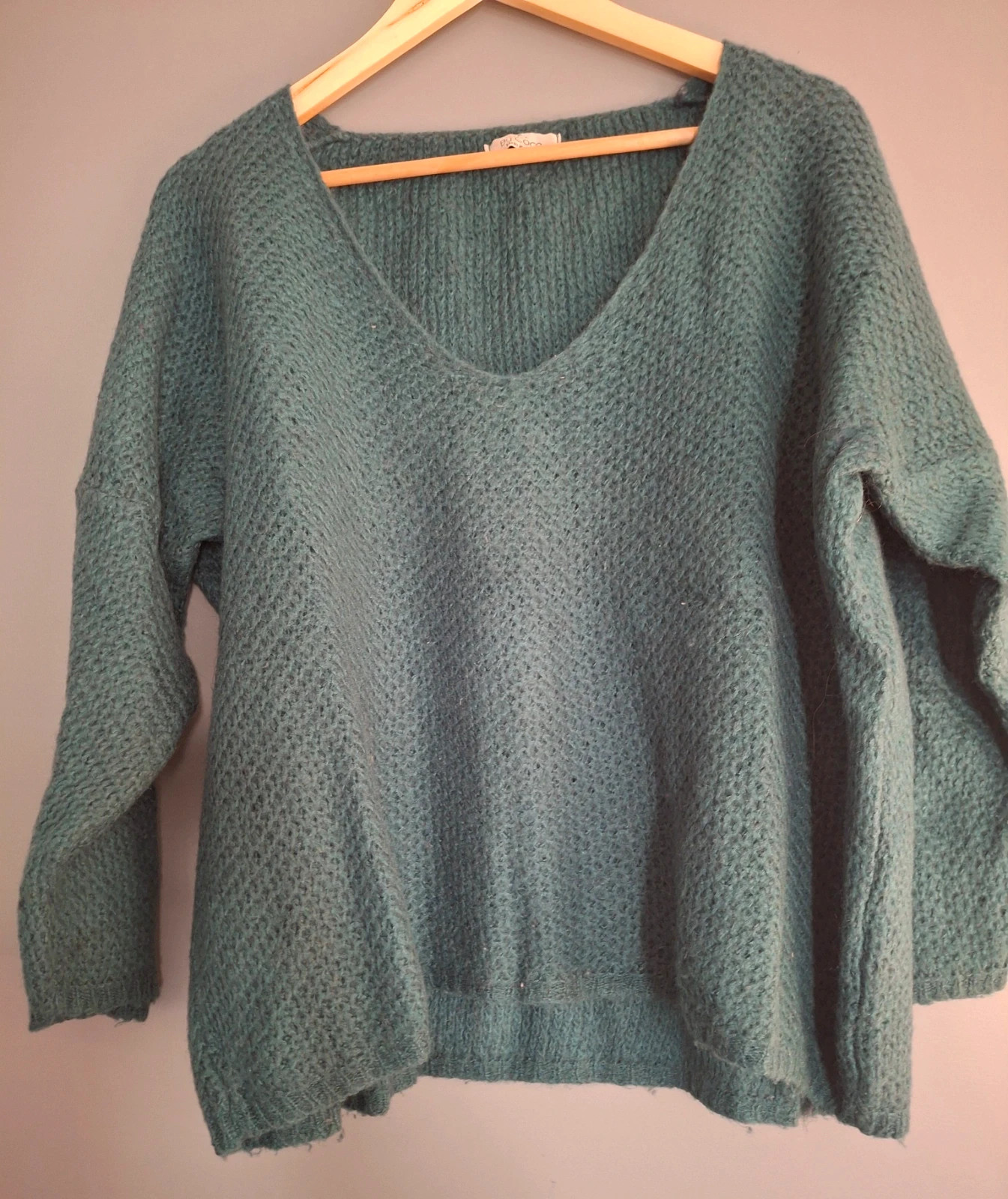 Pull bleu en maille laine et acrylique col V – boutique indépendante – taille Taille unique 2