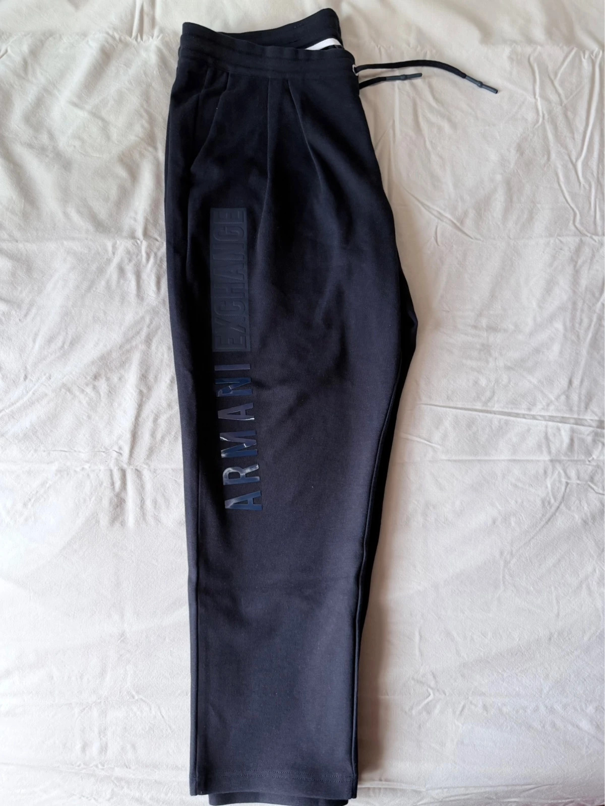 Armani Exchange | Pantalón azul marino premium con logo