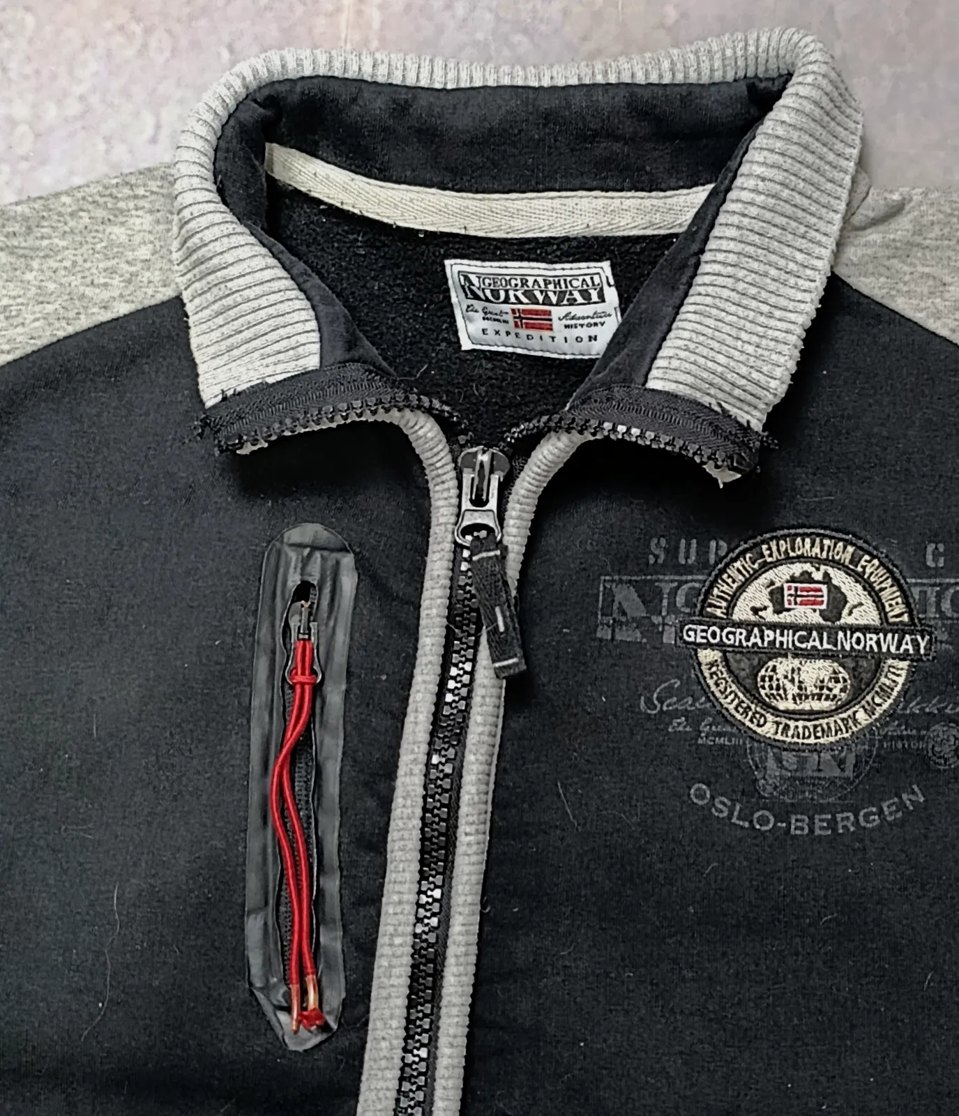 Geographical Norway Zip Sweatshirt Jacket Black Grey Vintage Y2K Size L – Geographical Norway – taille L 5