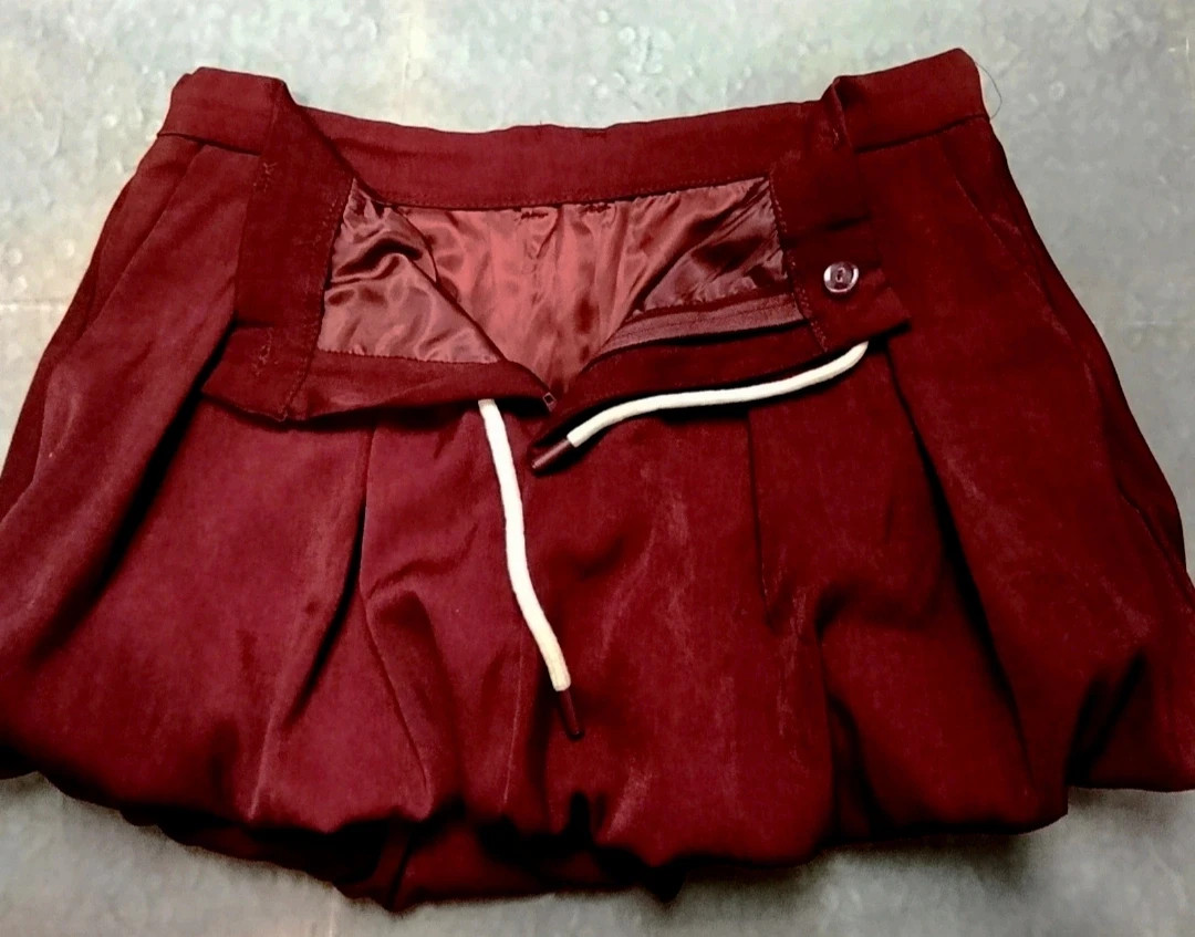 Burgundy Puff Mini Skirt / Falda Burdeos Abullonada – Vintage Dressing – taille S / 36 / 8 3