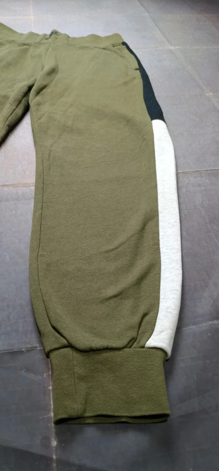 Nike Air Olive Green Joggers Tracksuit Pants - Size M – Nike – taille XS / 34 / 6 4