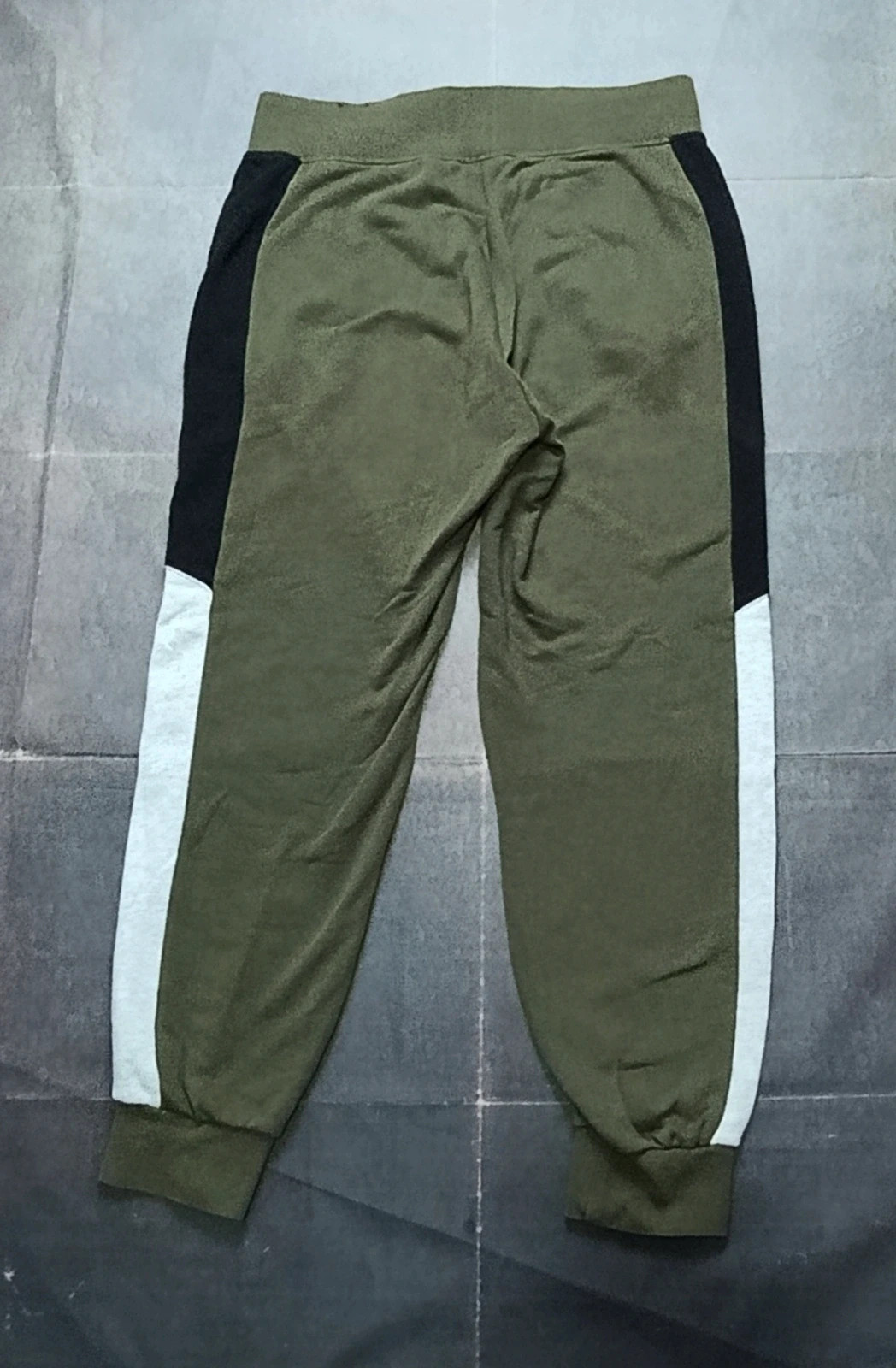 Nike Air Olive Green Joggers Tracksuit Pants - Size M – Nike – taille XS / 34 / 6 3