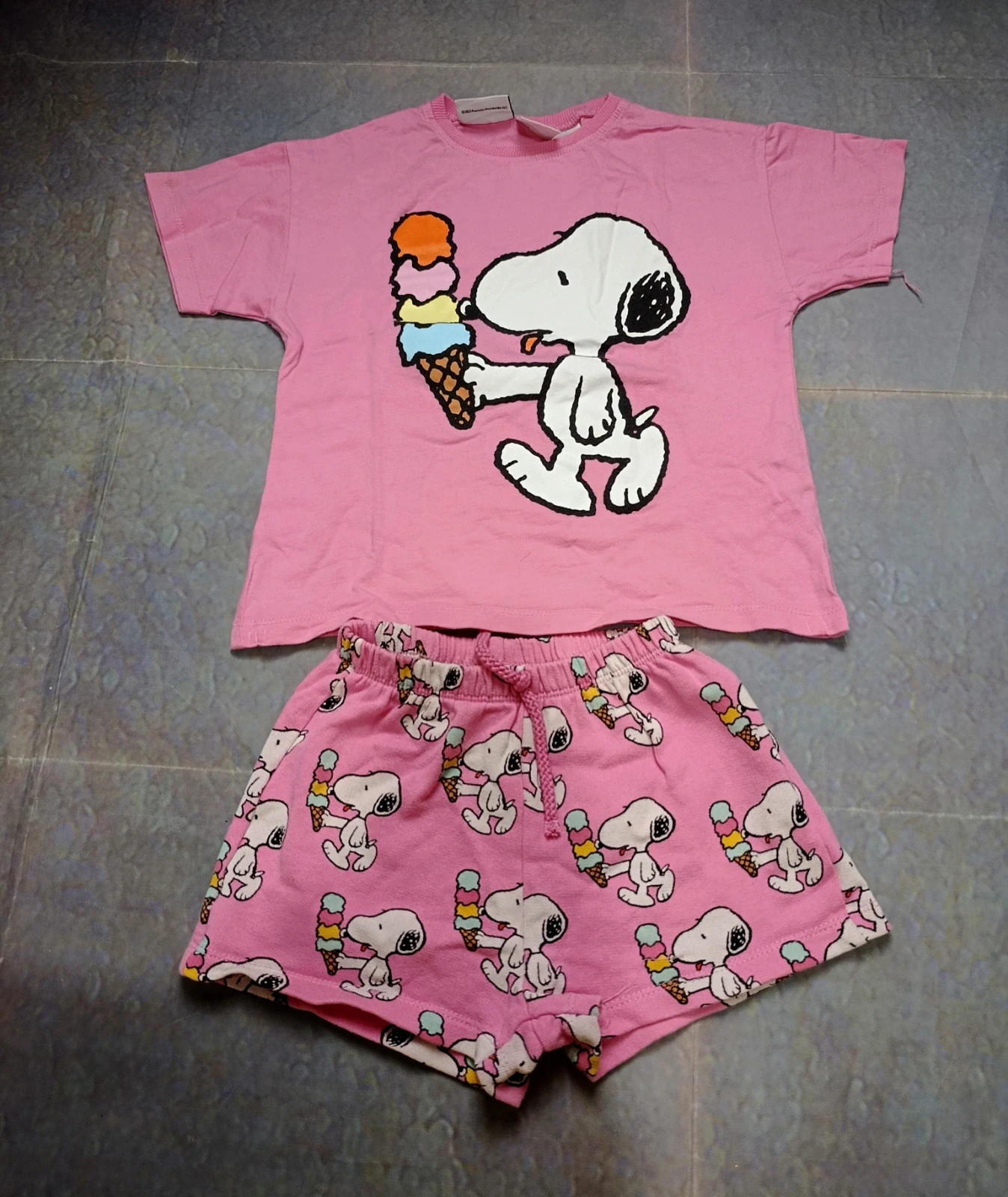 Lote ropa niña 4/5 años, verano 9 prendas - Conjuntos Minnie Mouse, Snoopy, Trolls y Sfera – Variadas. – taille 4 ans / 104 cm 4