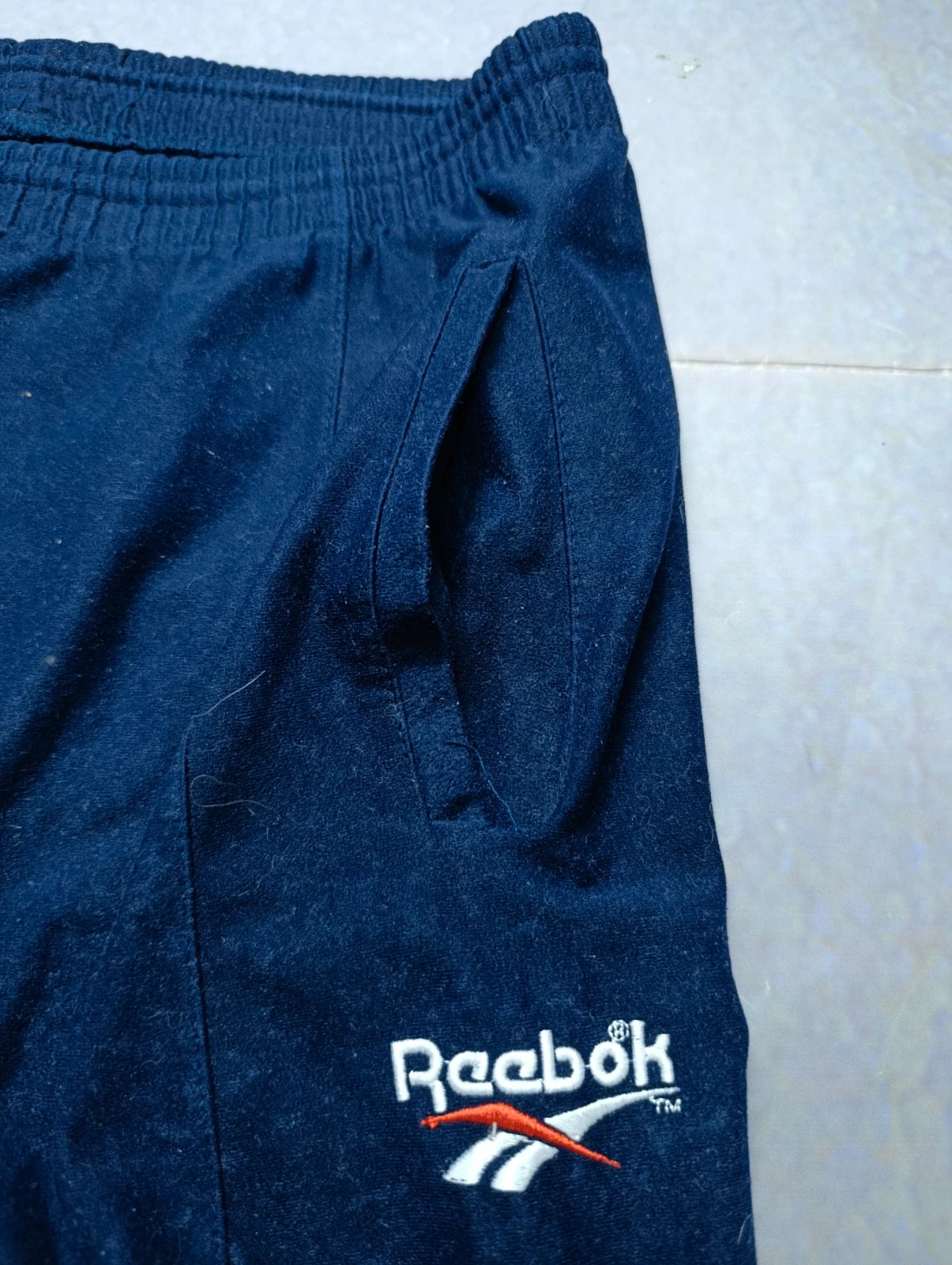 Vintage Reebok Navy Blue TrackPants with Teal/White Panels - Size M – Reebok – taille M 4