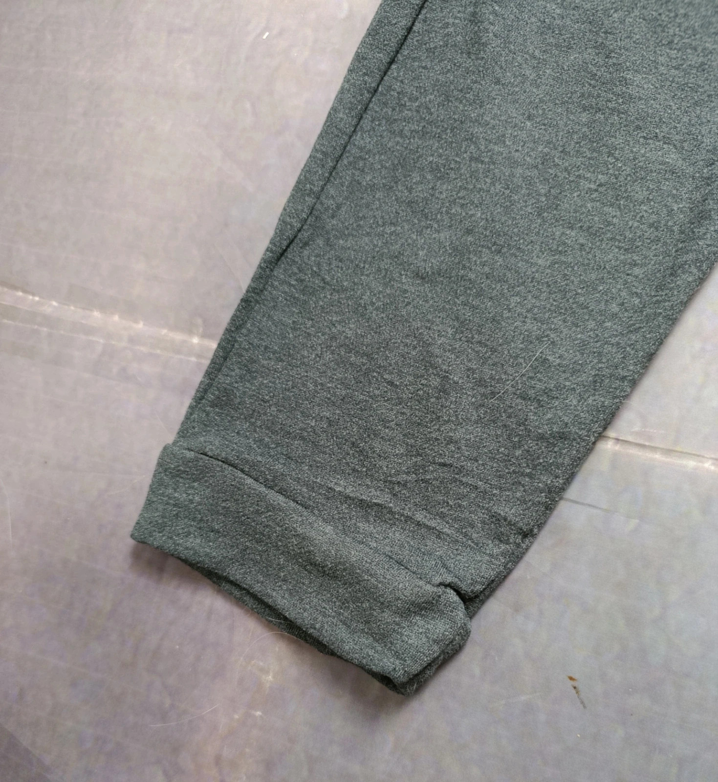 adidas Dark Grey Joggers Sweatpants Size L – adidas – taille L 4