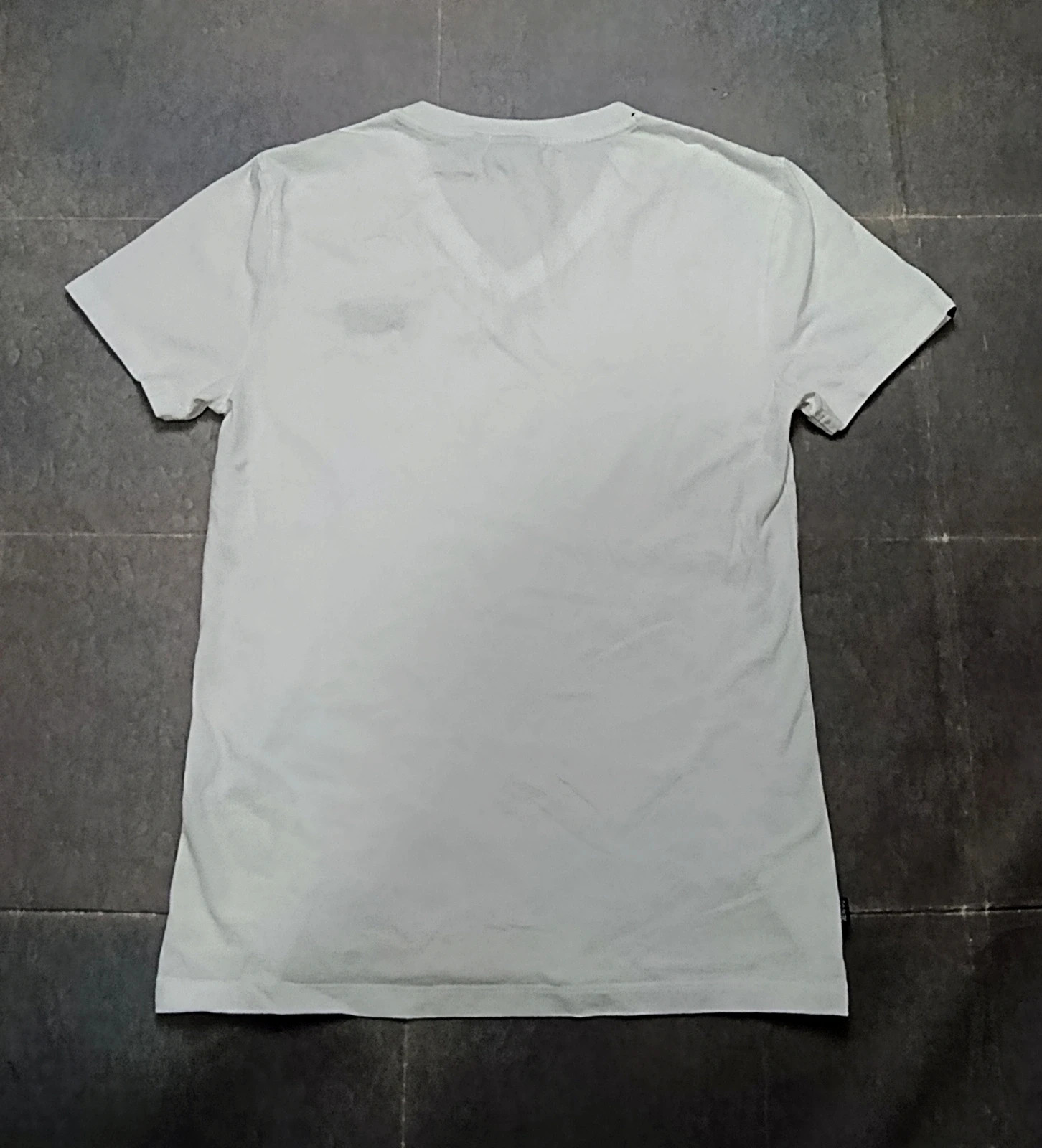 Superdry White V-Neck T-Shirt Organic Cotton S / T-shirt Col V Superdry / Camiseta Cuello V – Superdry – taille S 2