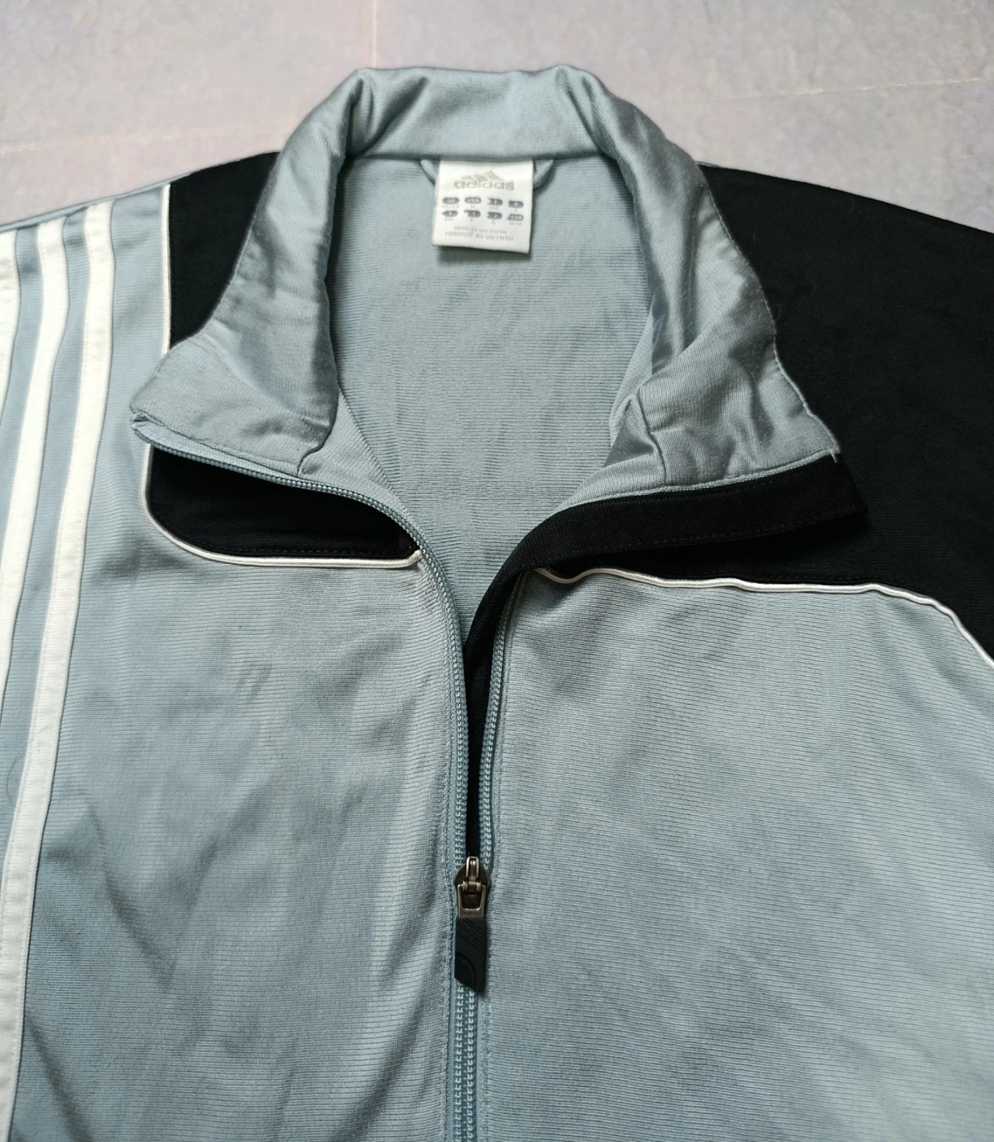 Adidas trackjacket vintage Y2K size M grey black 3 stripes / chaqueta chándal – Vintage Dressing – taille M 5