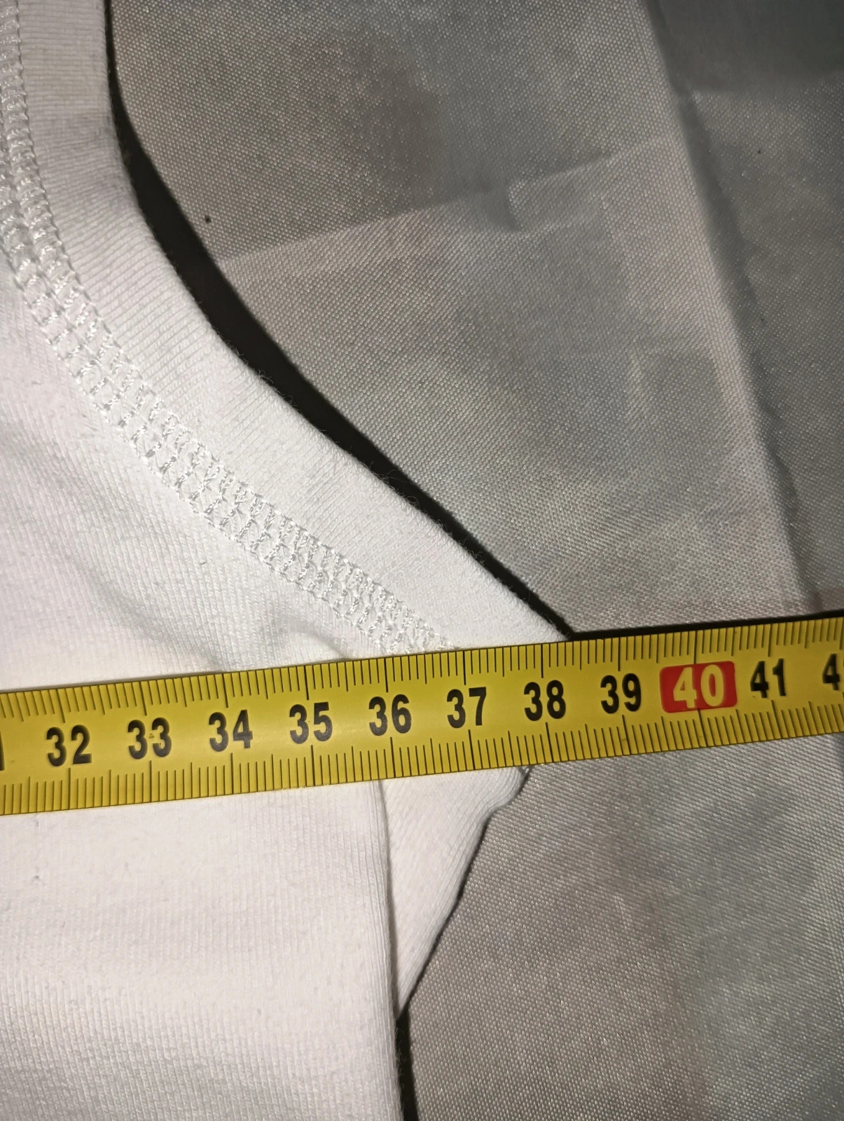 Nike Essentials White Tank Top / Vest - Size M – Nike – taille M / 38 / 10 4