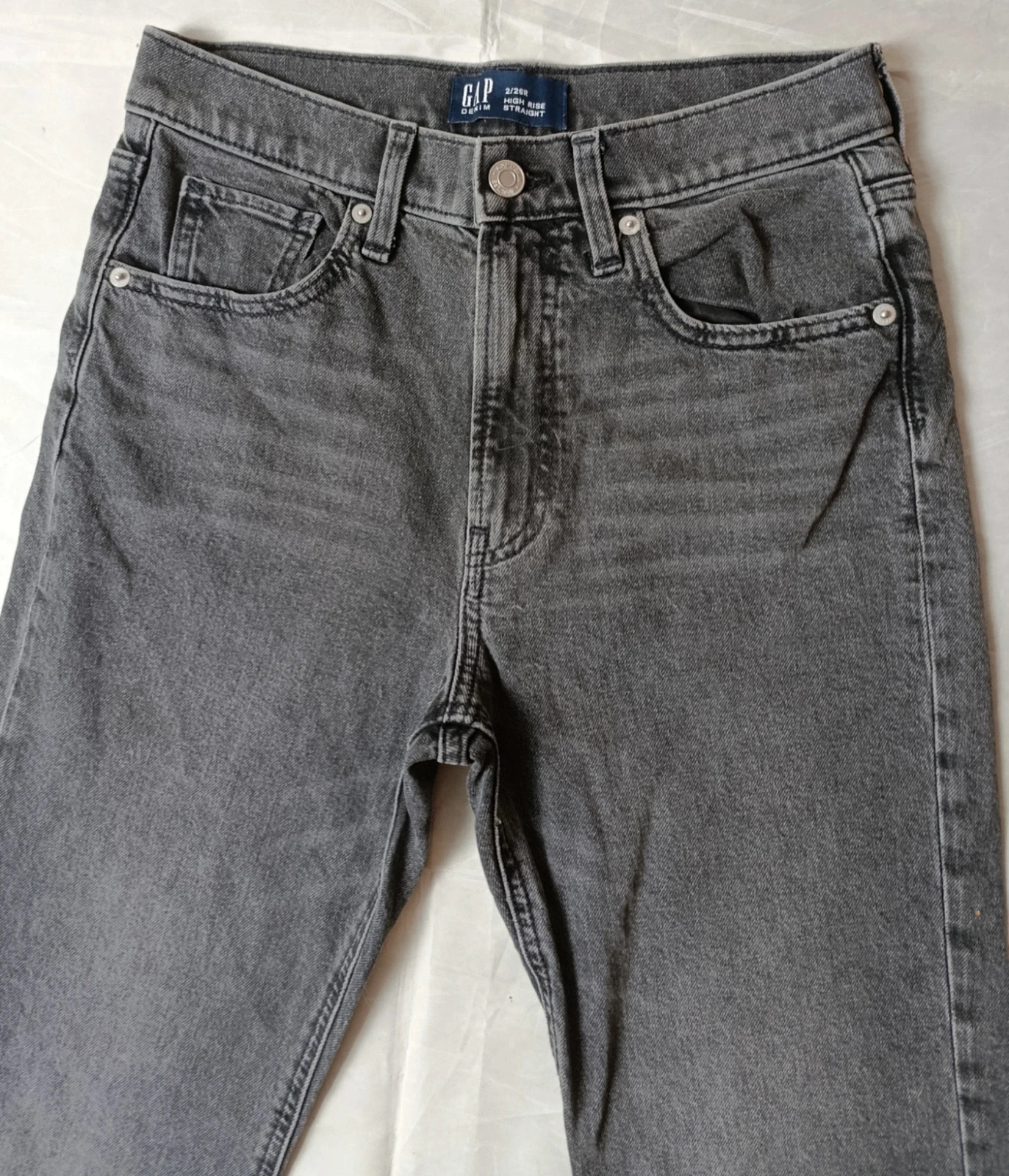 Gap Hight Rise Straight Jeans Black Wash – GAP – taille XS / 34 / 6 2