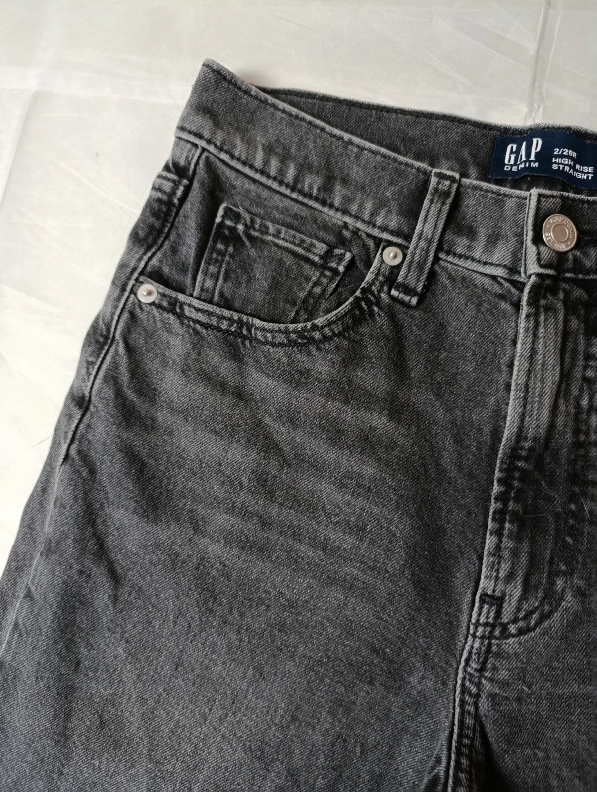 Gap Hight Rise Straight Jeans Black Wash – GAP – taille XS / 34 / 6 4