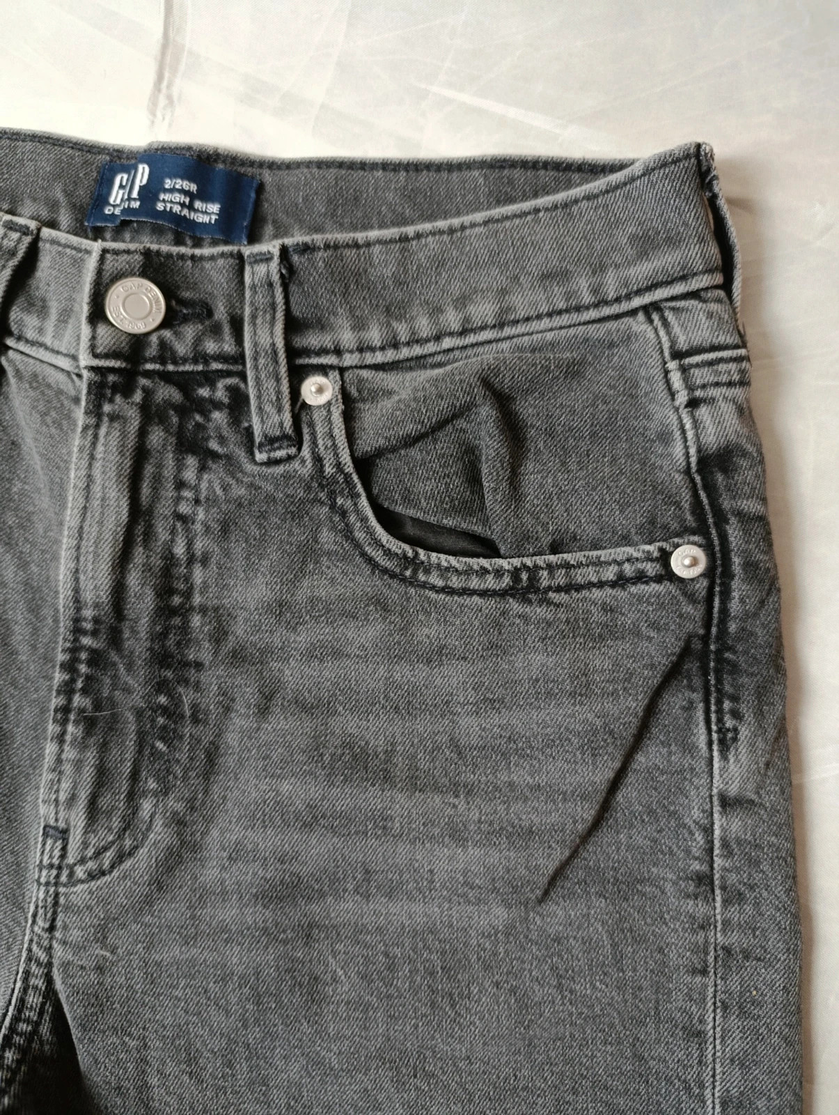 Gap Hight Rise Straight Jeans Black Wash – GAP – taille XS / 34 / 6 3