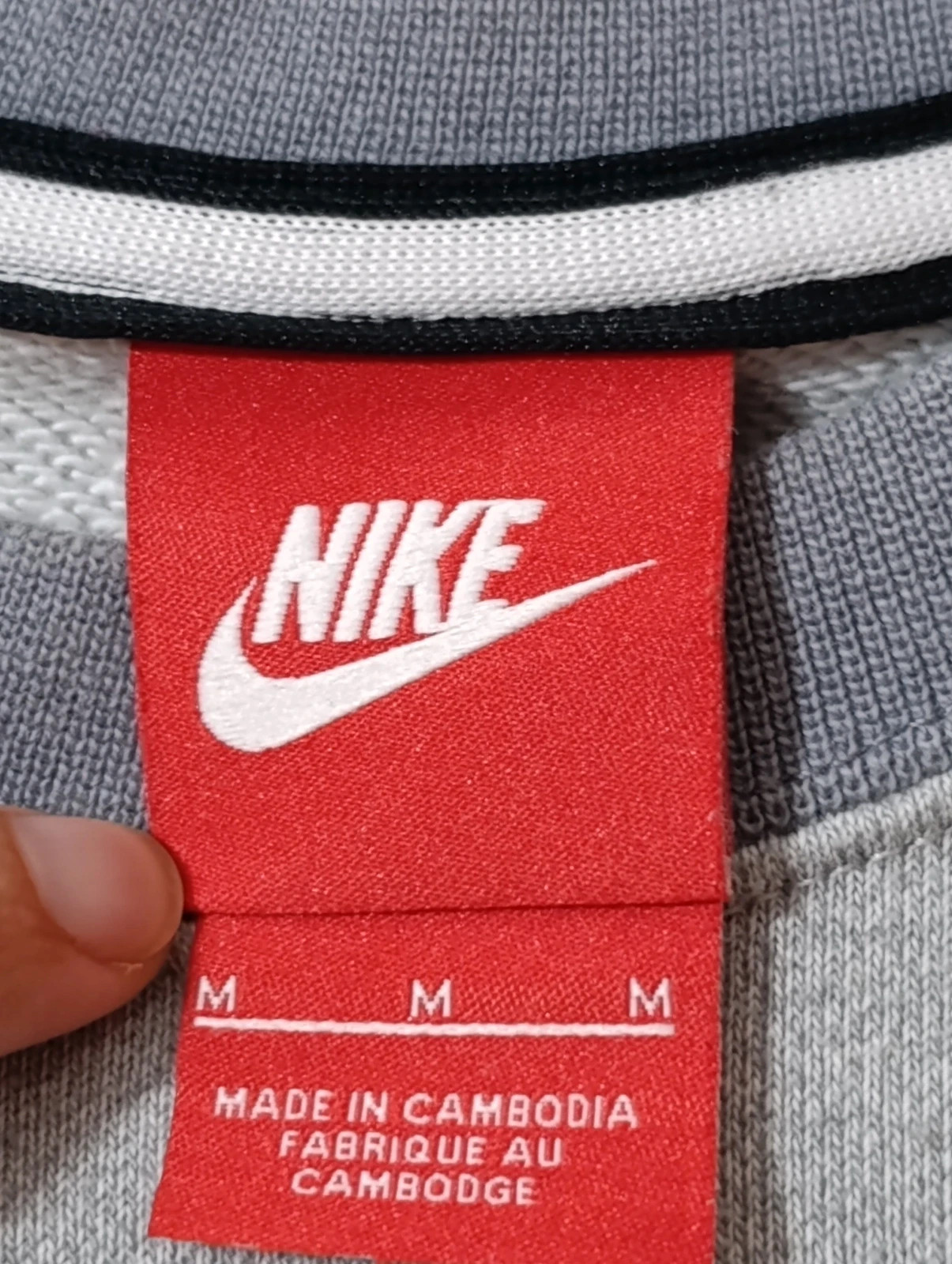 Nike Vintage Y2K Grey Crewneck Sweatshirt – Great Condition (Size M) – Nike – taille M 5