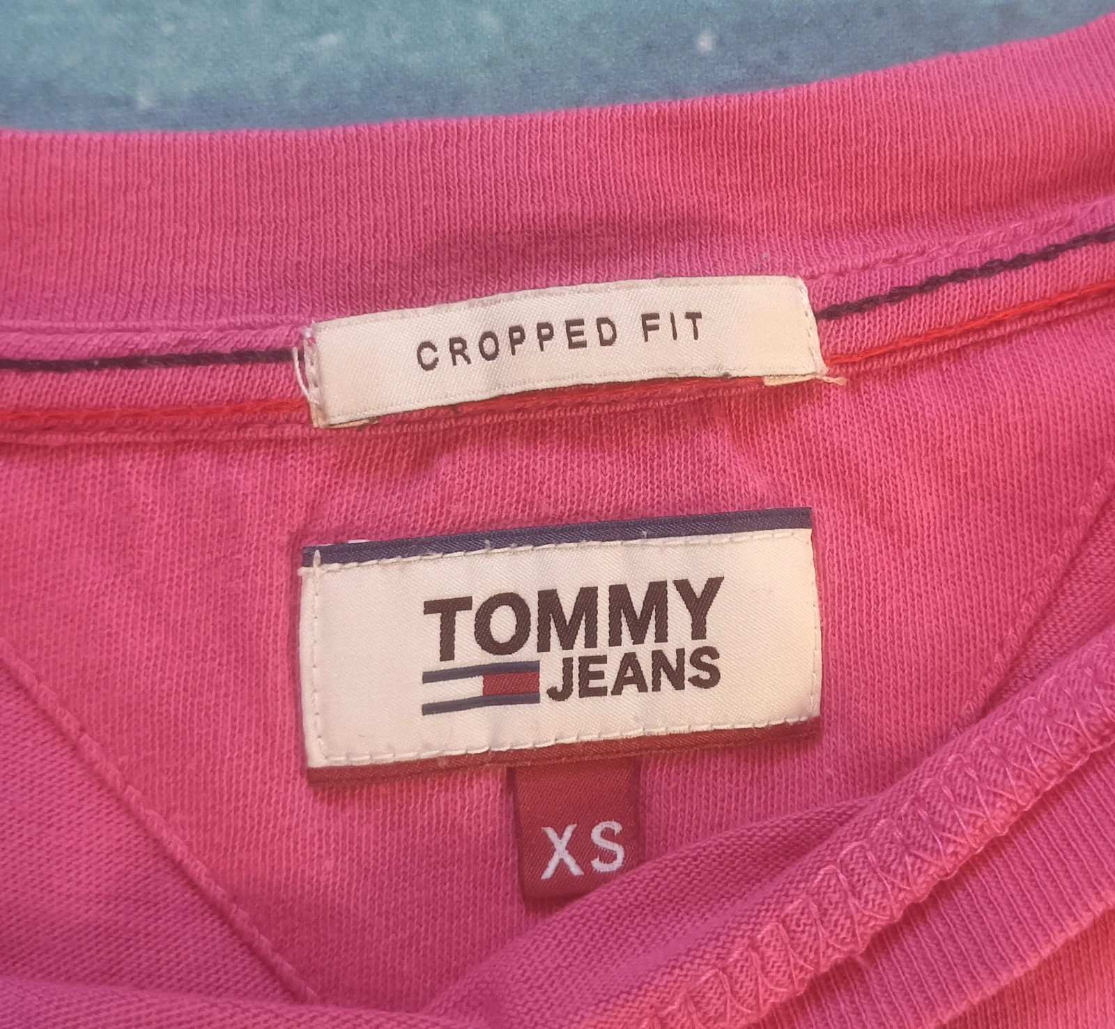 T-shirt crop top Tommy Jeans mujer Size XS pink – Tommy Jeans – taille XS / 34 / 6 3