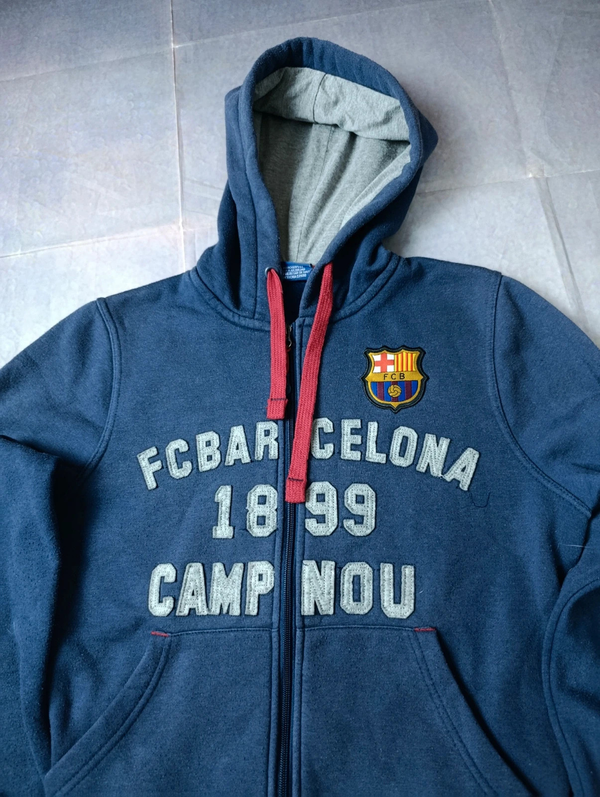 FC Barcelona Hoodie vintage full zip Size S – Vintage Dressing – taille S 2