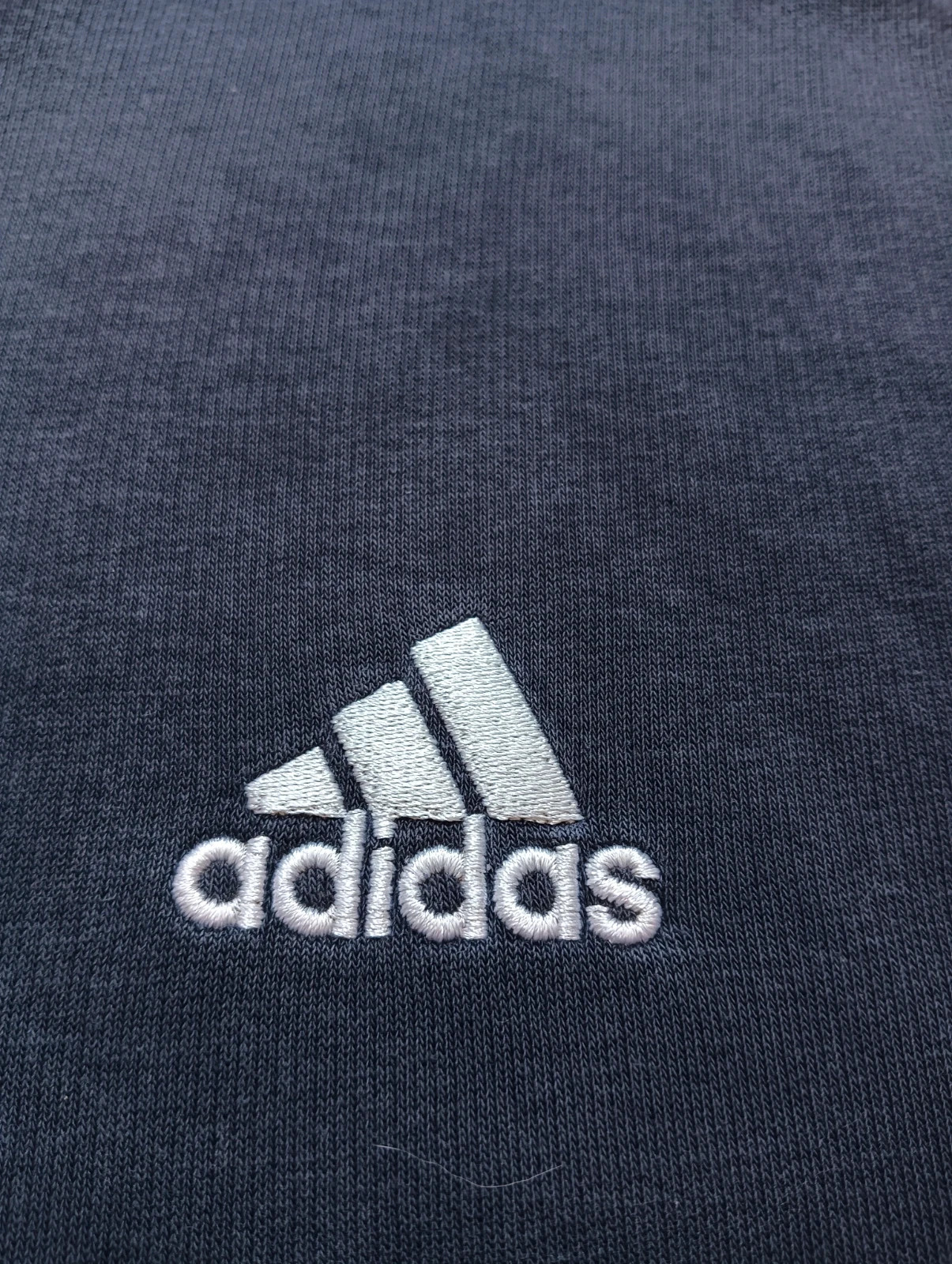 Hoodie Adidas Essentials Navy Blue Size L premium vintage, streetwear sportwear – adidas – taille L 5