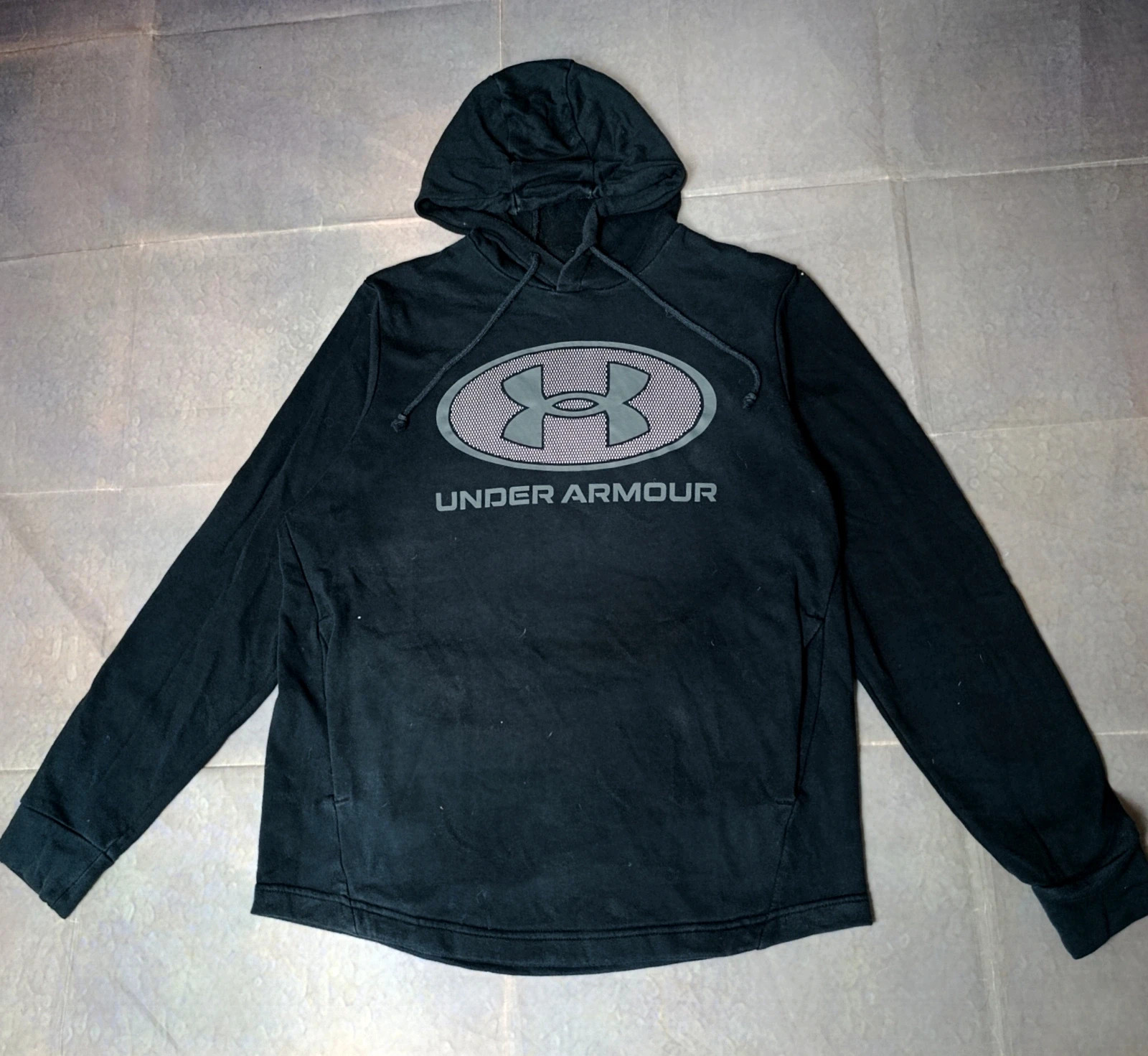 Under Armour Big Logo Oval Fleece Hoodie Black Size M sportwear streetwear casual – Under Armour – taille M 2