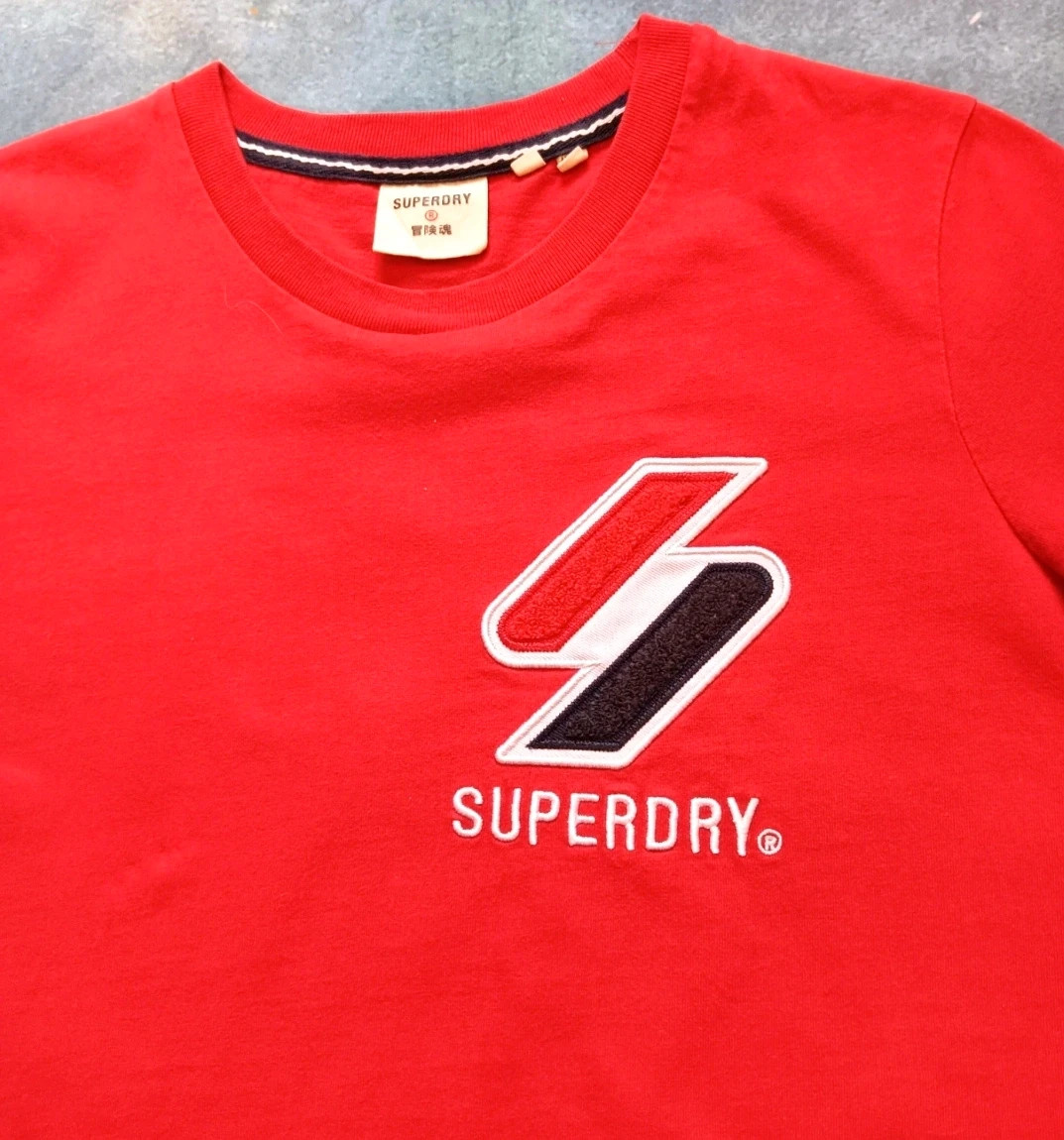🔥 Superdry Red Logo T-Shirt | Streetwear Essential | UK 10 / EU 38 – Superdry – taille S / 36 / 8 3