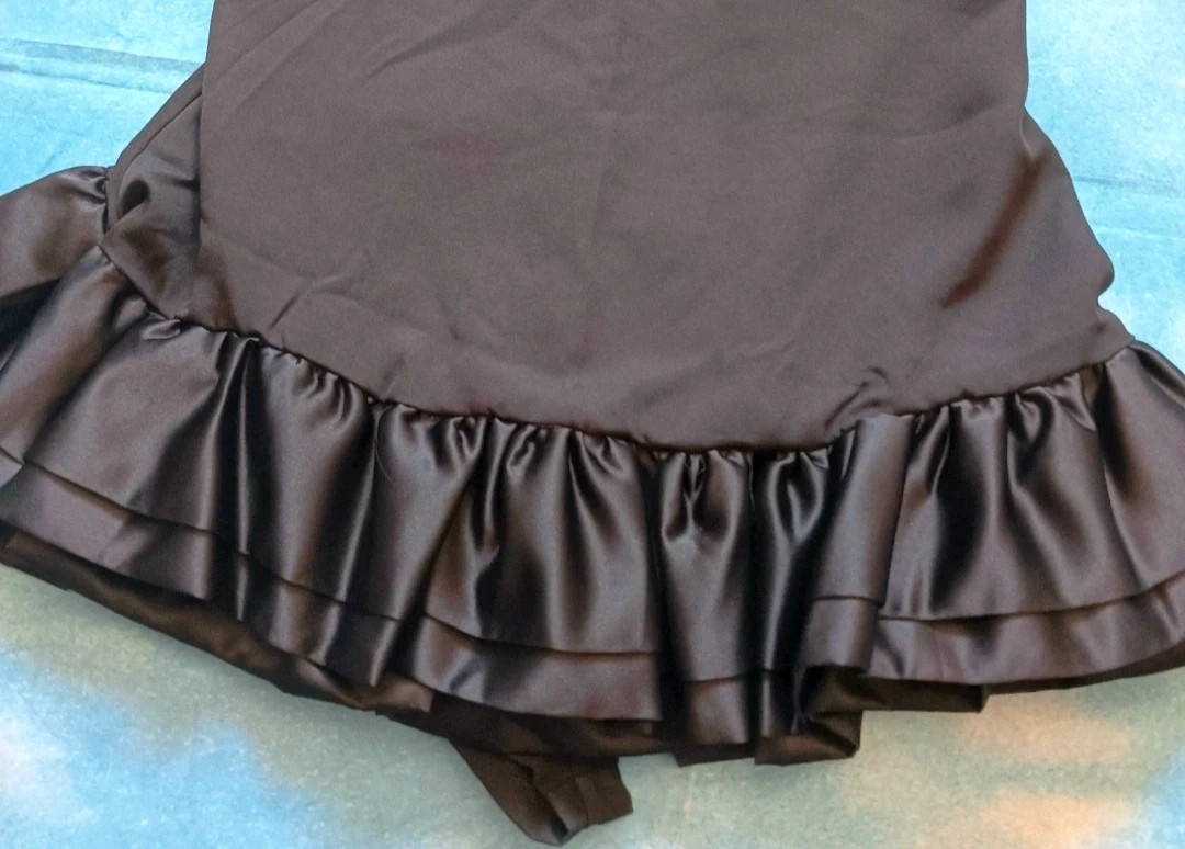 Mono vestido negro con volantes (Talla L) / Black Ruffle Playsuit Dress (Size L) – Shein – taille L / 40 / 12 5
